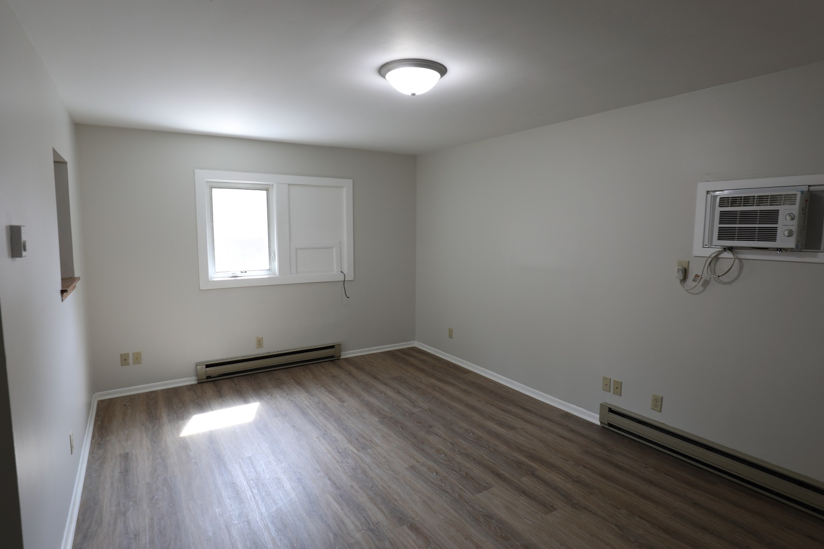 2 Peale Street, Joliet, IL 60433