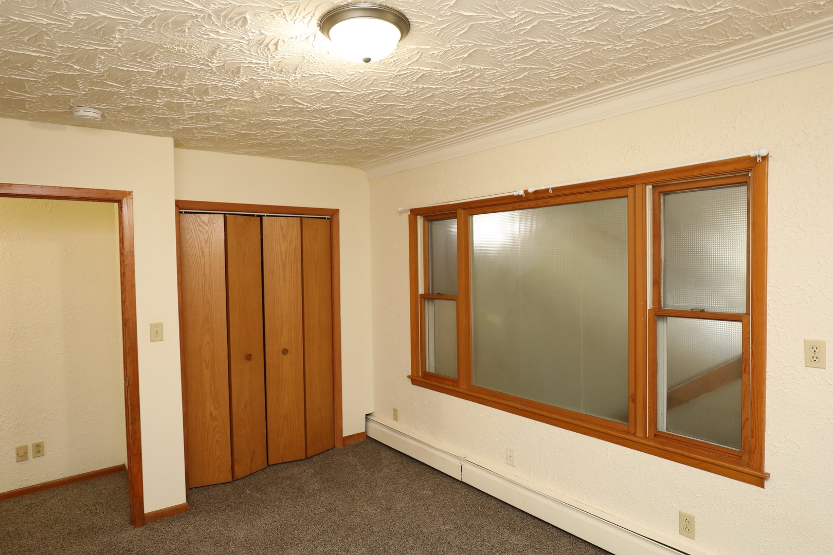 2 Peale Street, Joliet, IL 60433