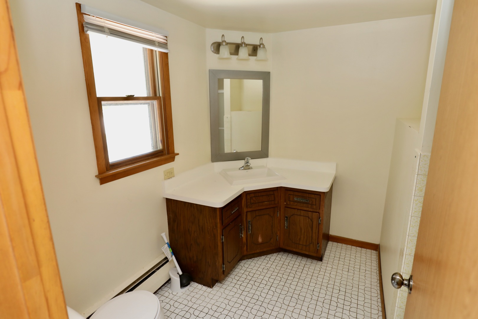 2 Peale Street, Joliet, IL 60433