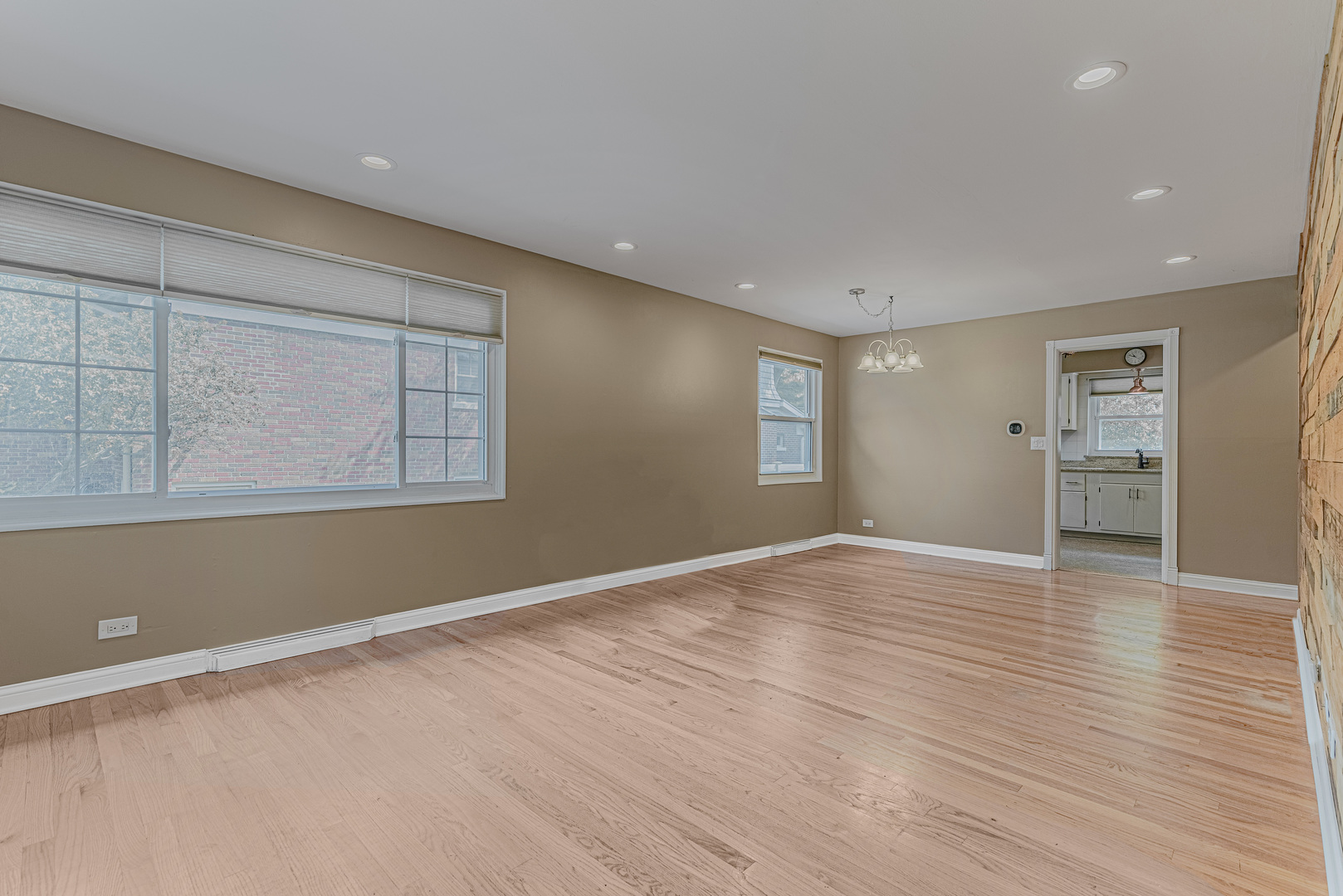 101 N Yale Avenue, Arlington Heights, IL 60005