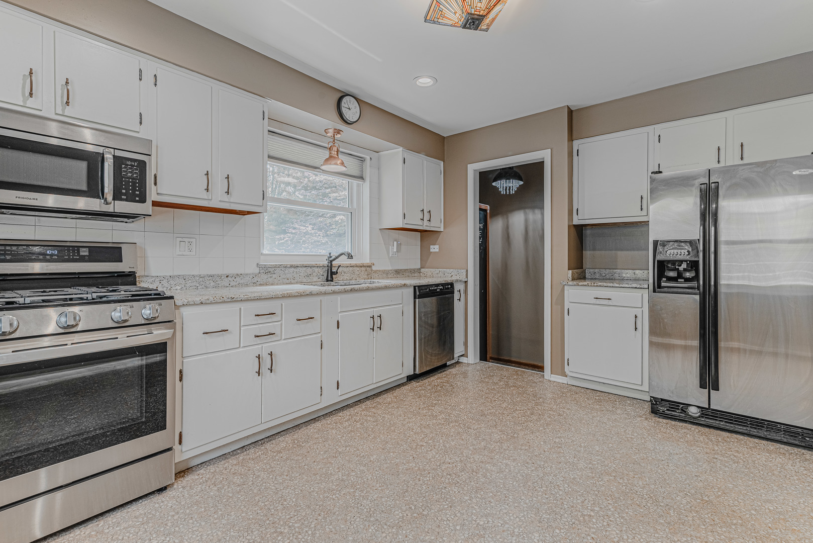 101 N Yale Avenue, Arlington Heights, IL 60005