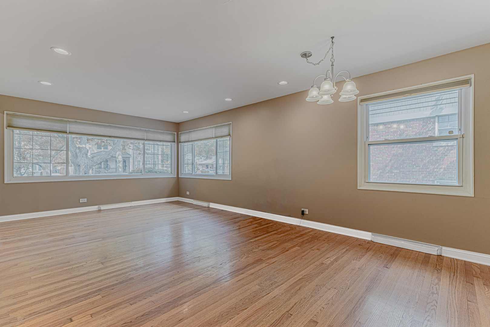 101 N Yale Avenue, Arlington Heights, IL 60005