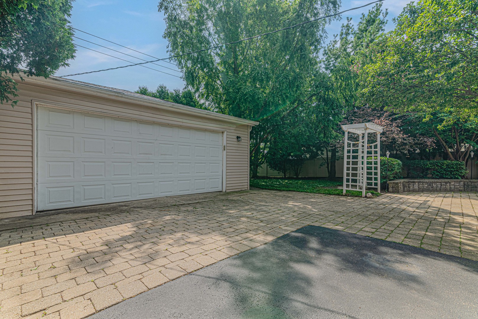 101 N Yale Avenue, Arlington Heights, IL 60005