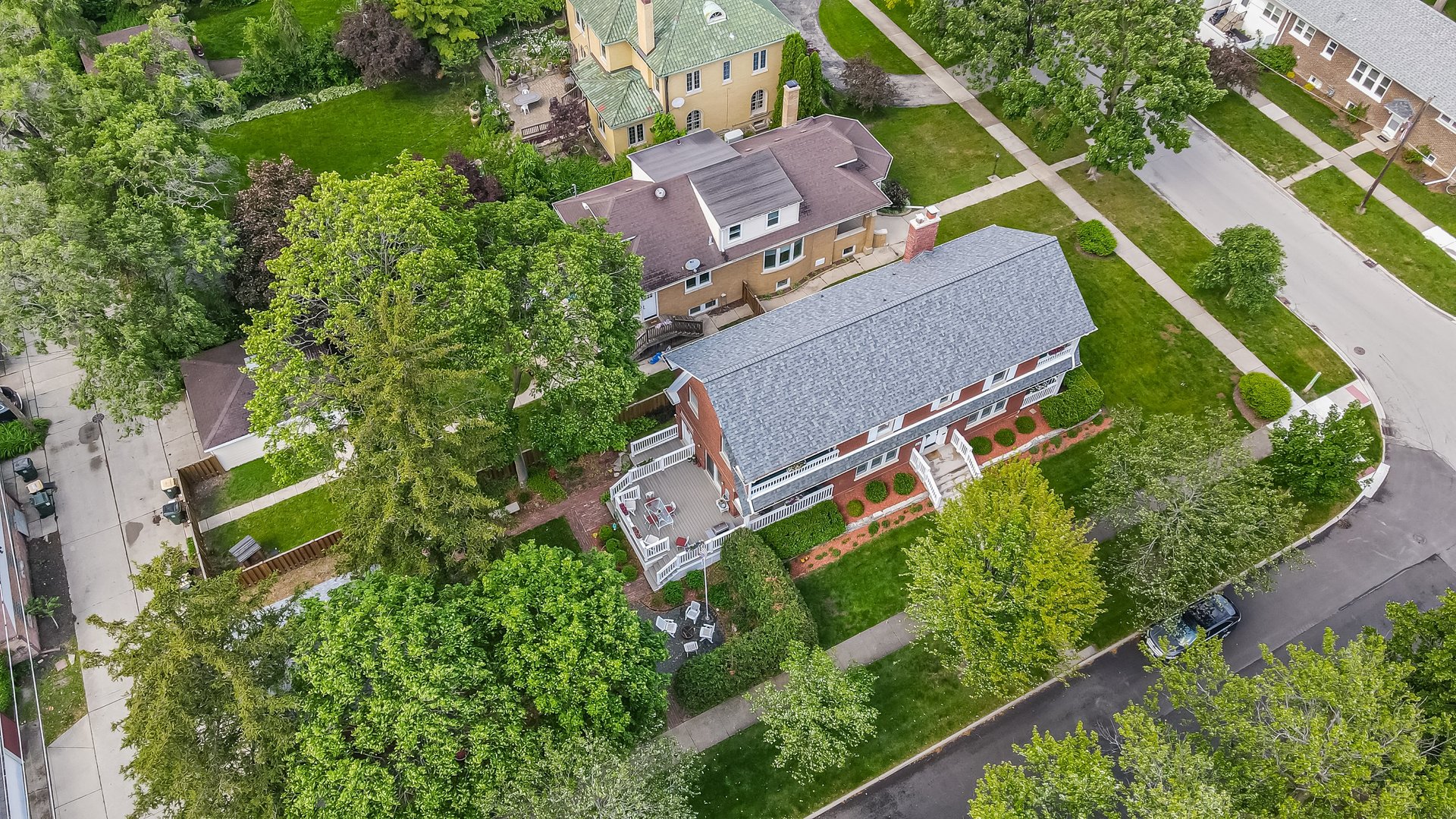 718 S WASHINGTON Avenue, Park Ridge, IL 60068