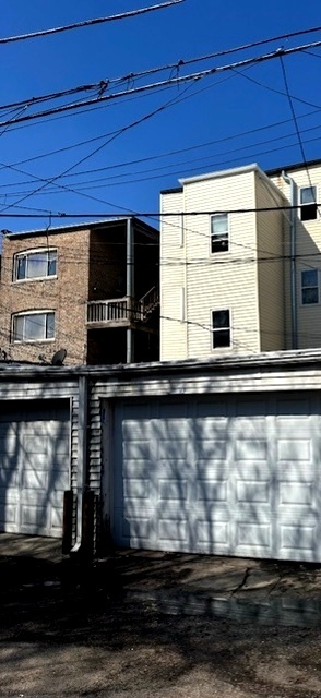 8219 S Ingleside Avenue, Chicago, IL 60619