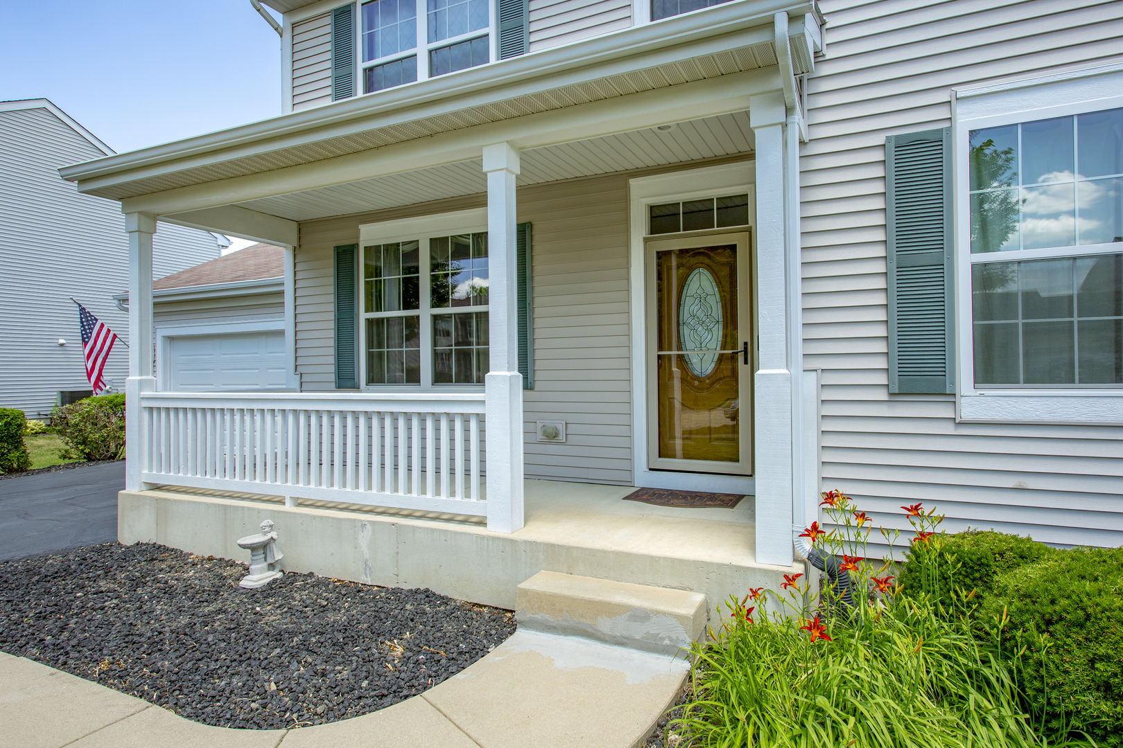 220 STEARN Drive, Genoa, IL 60135