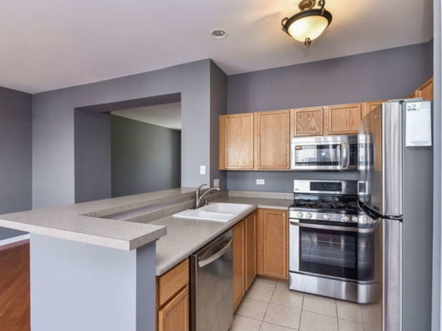 1944 Grandview Place, Montgomery, IL 60538