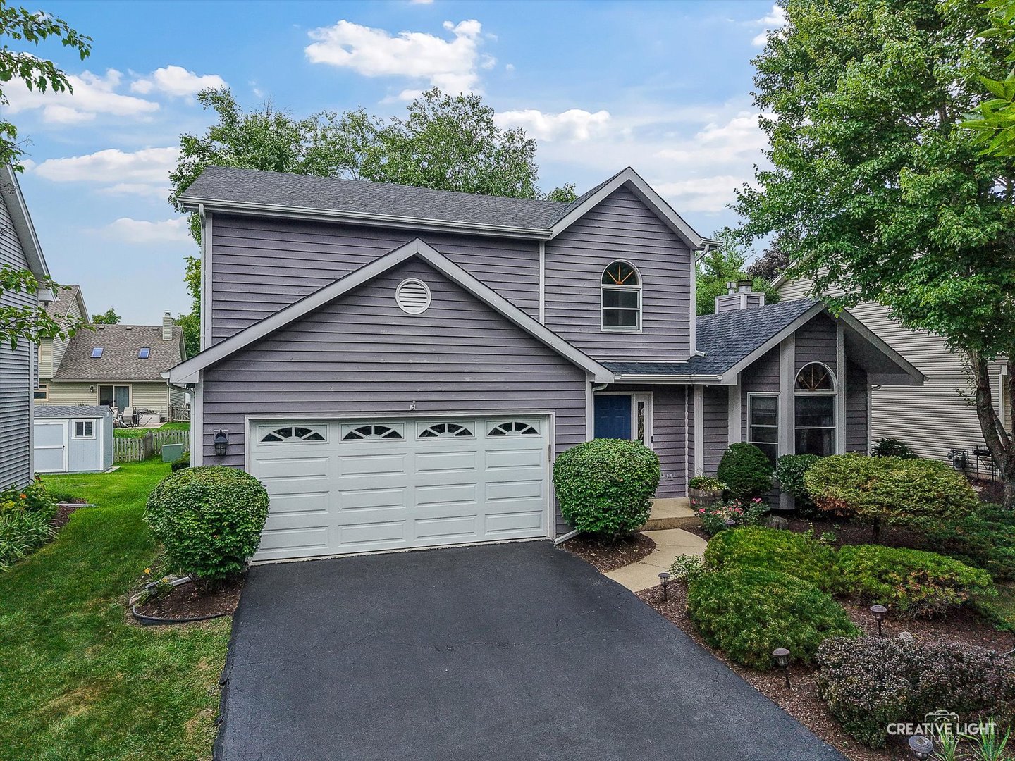 567 Roxbury Drive, Naperville, IL 60565