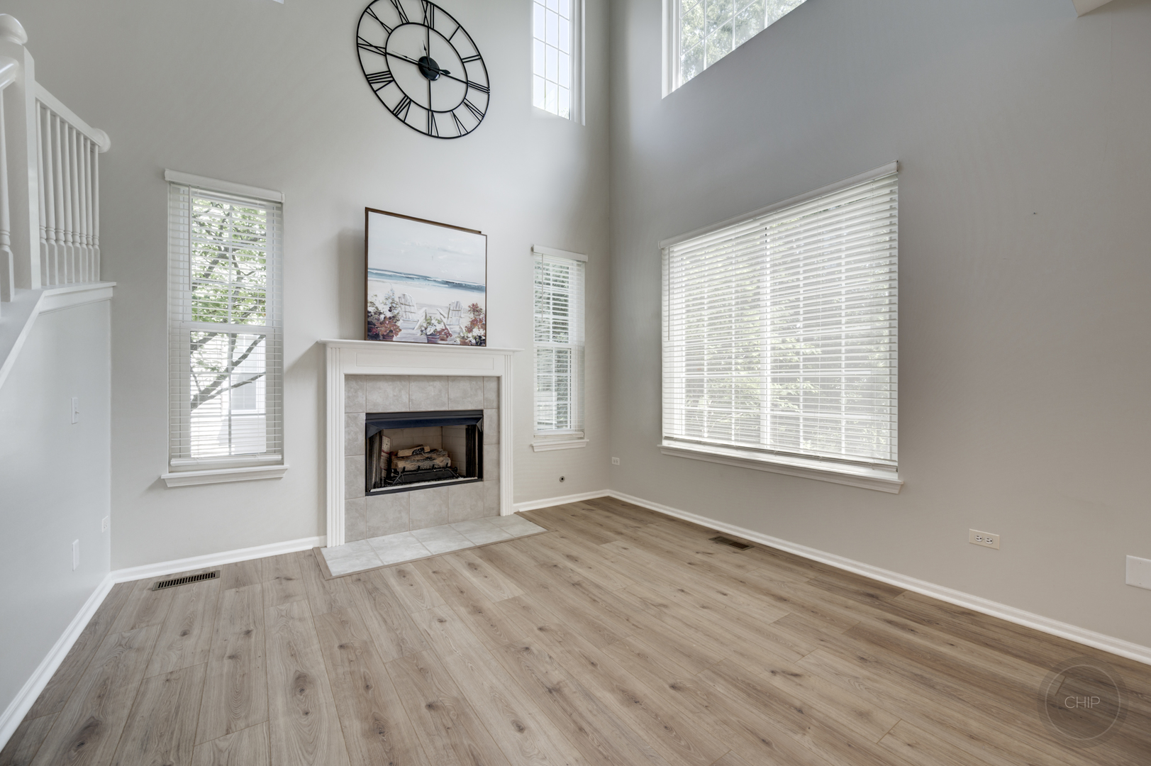 2835 White Thorn Circle, Naperville, IL 60564