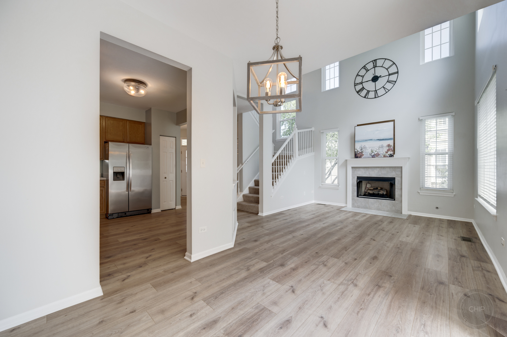 2835 White Thorn Circle, Naperville, IL 60564