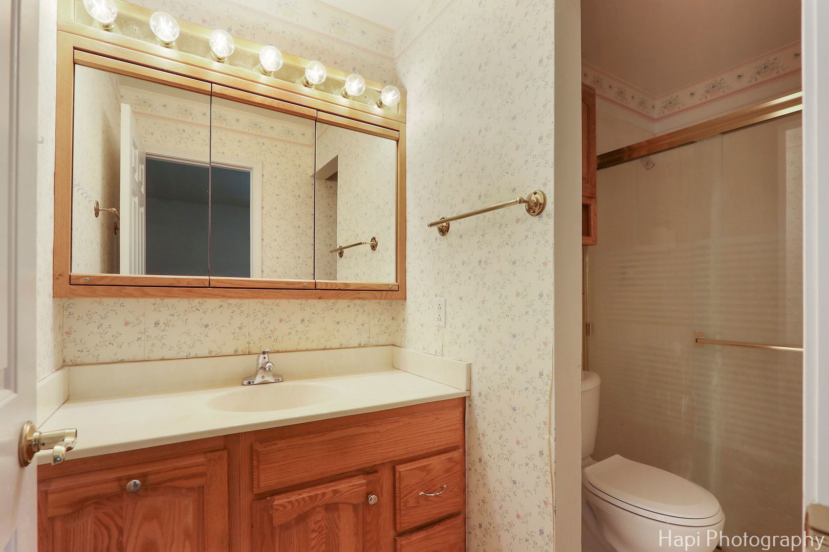 3320 W Skyway Drive, McHenry, IL 60050