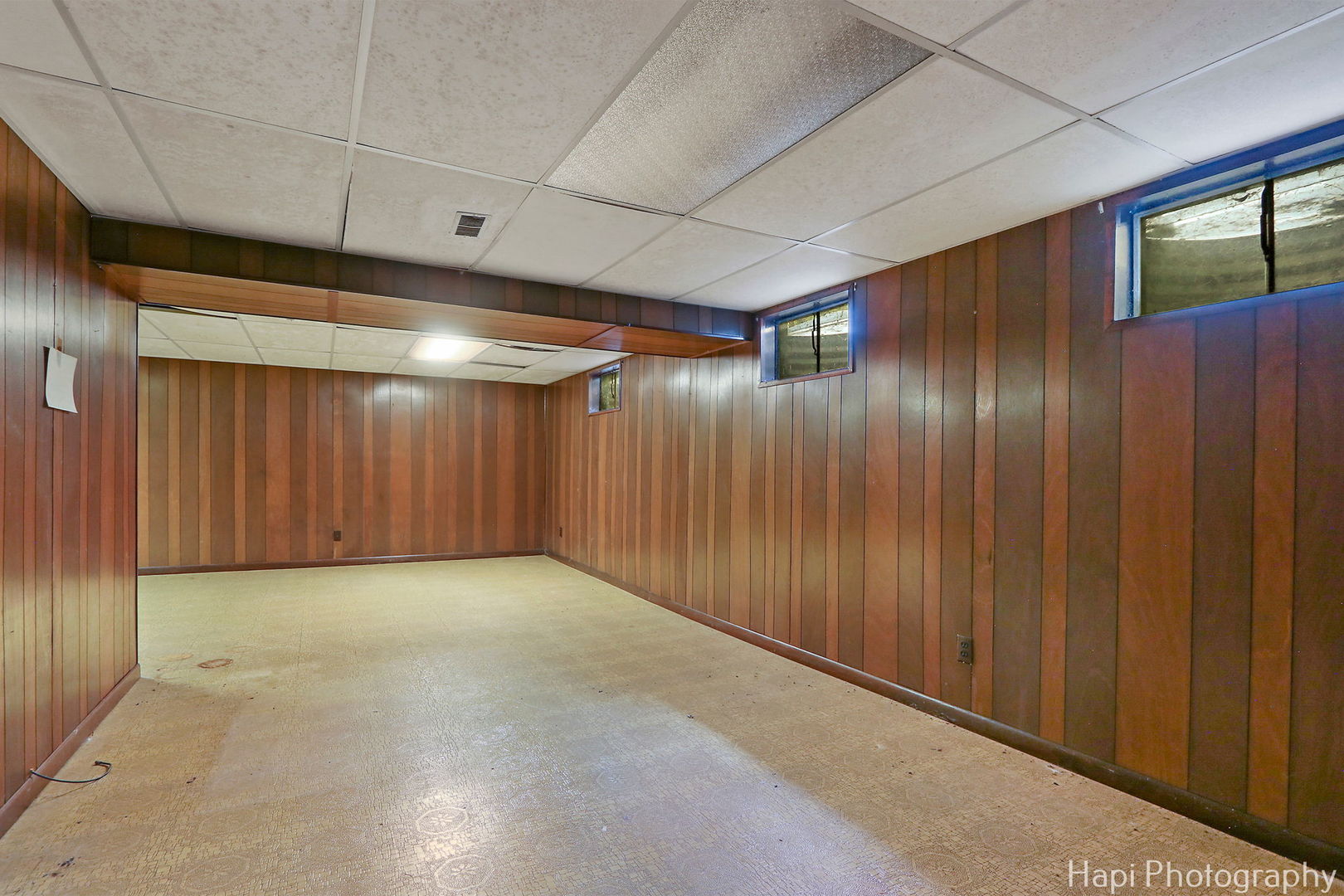 3320 W Skyway Drive, McHenry, IL 60050