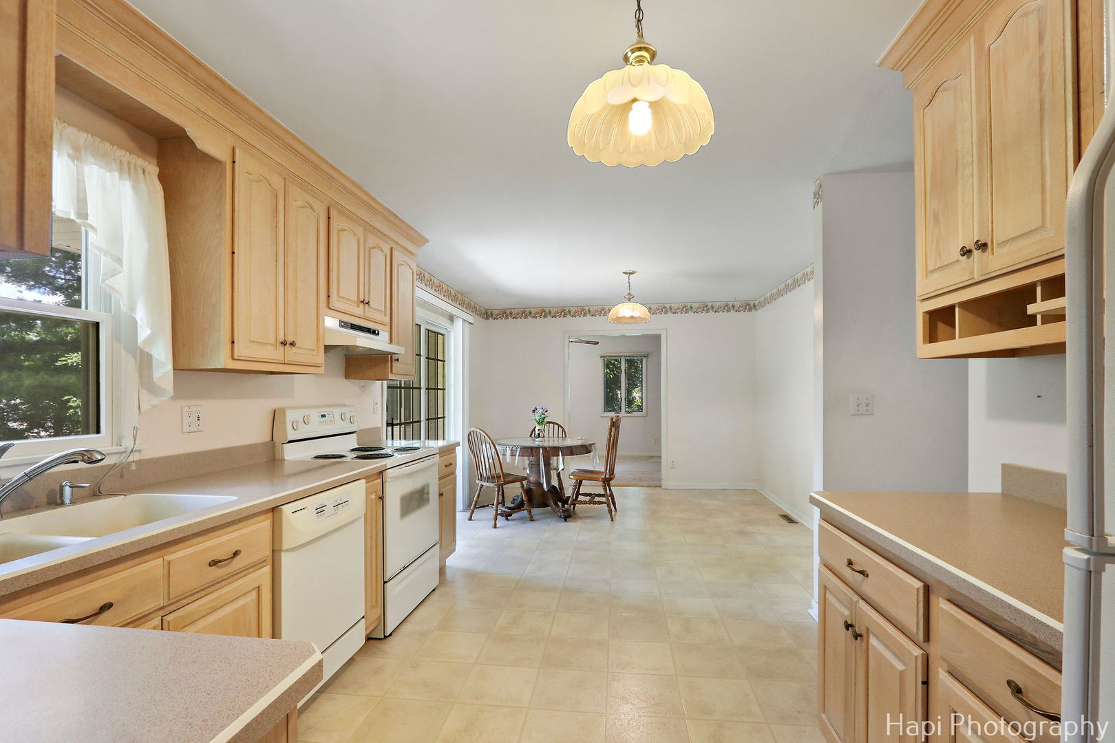 3320 W Skyway Drive, McHenry, IL 60050