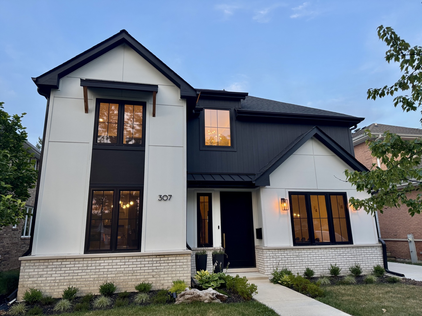 307 N Lincoln Avenue, Park Ridge, IL 60068