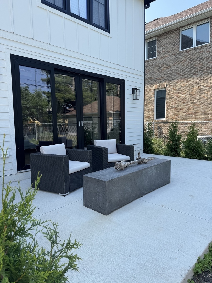 307 N Lincoln Avenue, Park Ridge, IL 60068