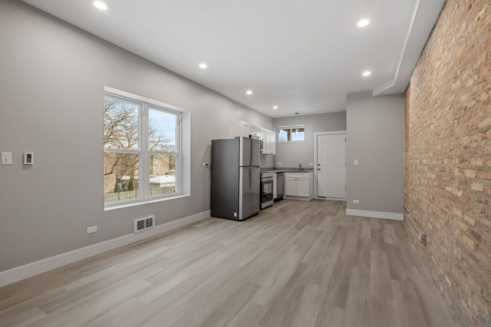 5231 S Indiana Avenue #3, Chicago, IL 60615