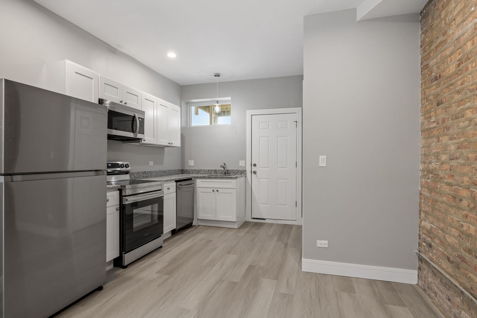 5231 S Indiana Avenue #3, Chicago, IL 60615