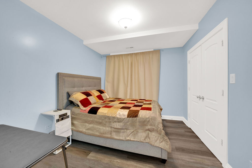 25 E 26TH Street #1, Chicago, IL 60616