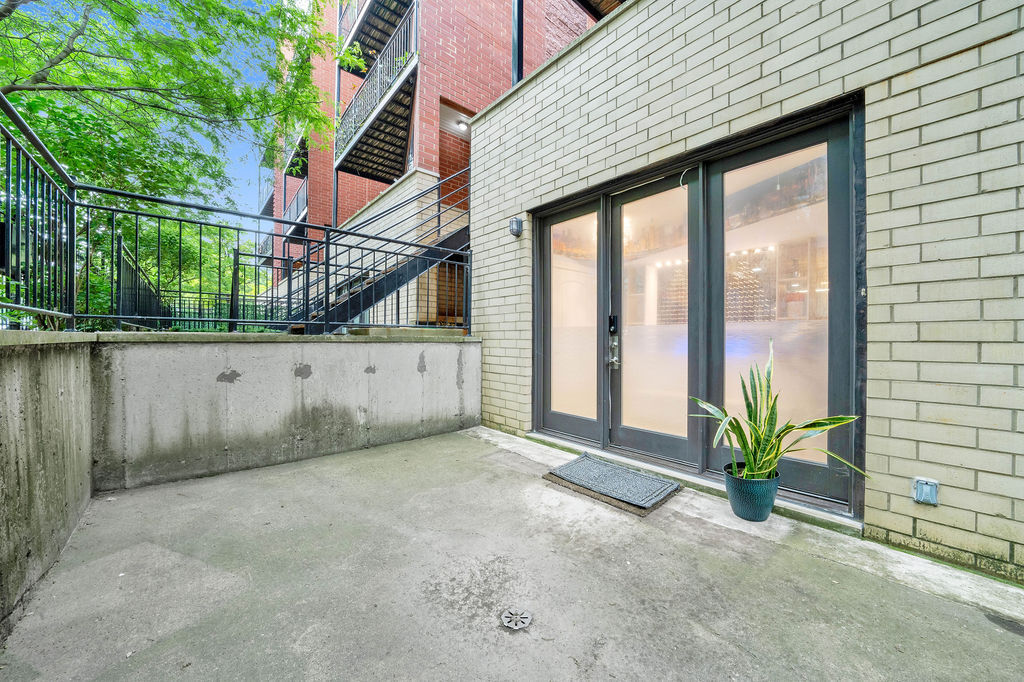25 E 26TH Street #1, Chicago, IL 60616