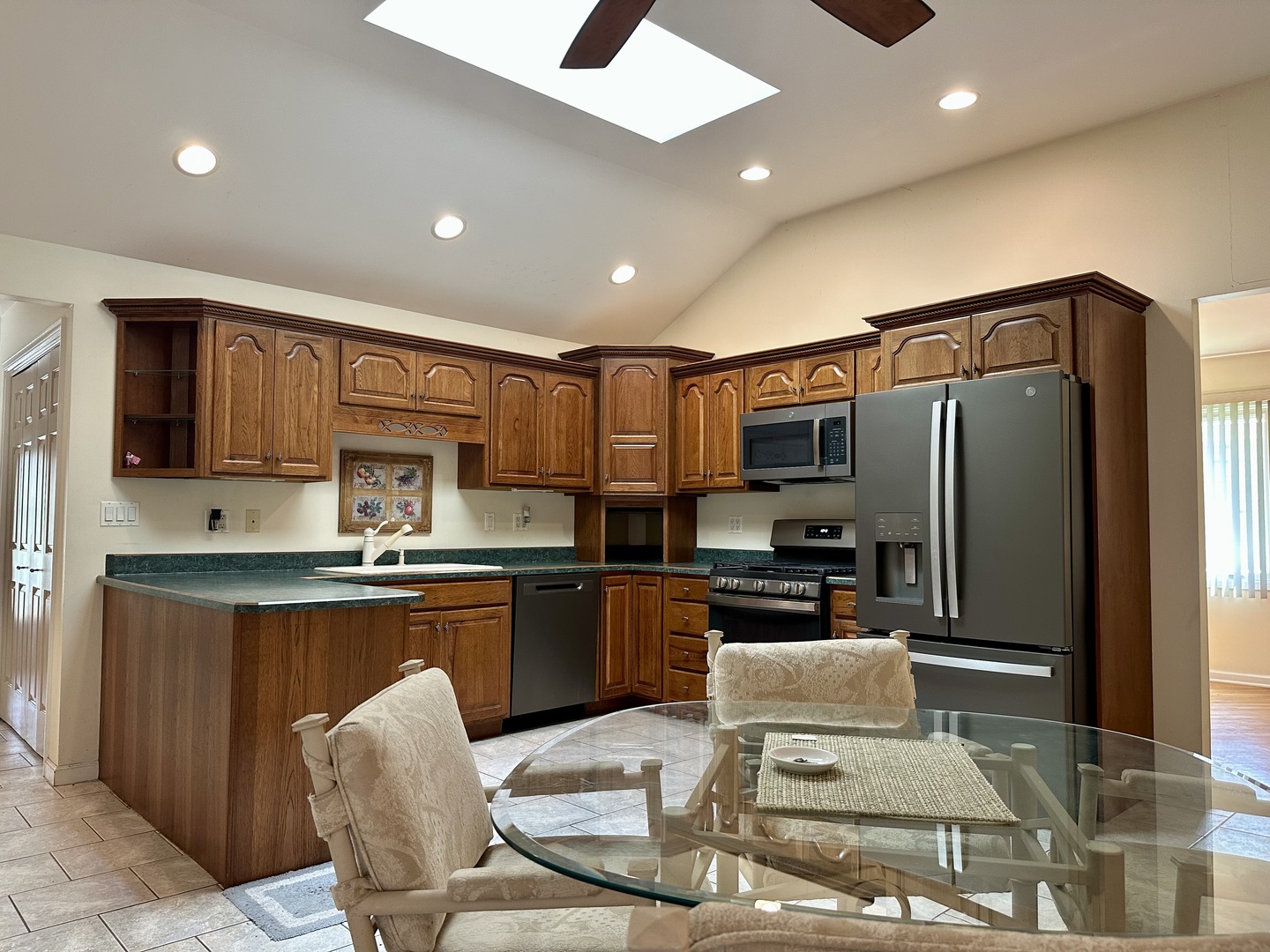 4949 141st Street, Crestwood, IL 60418