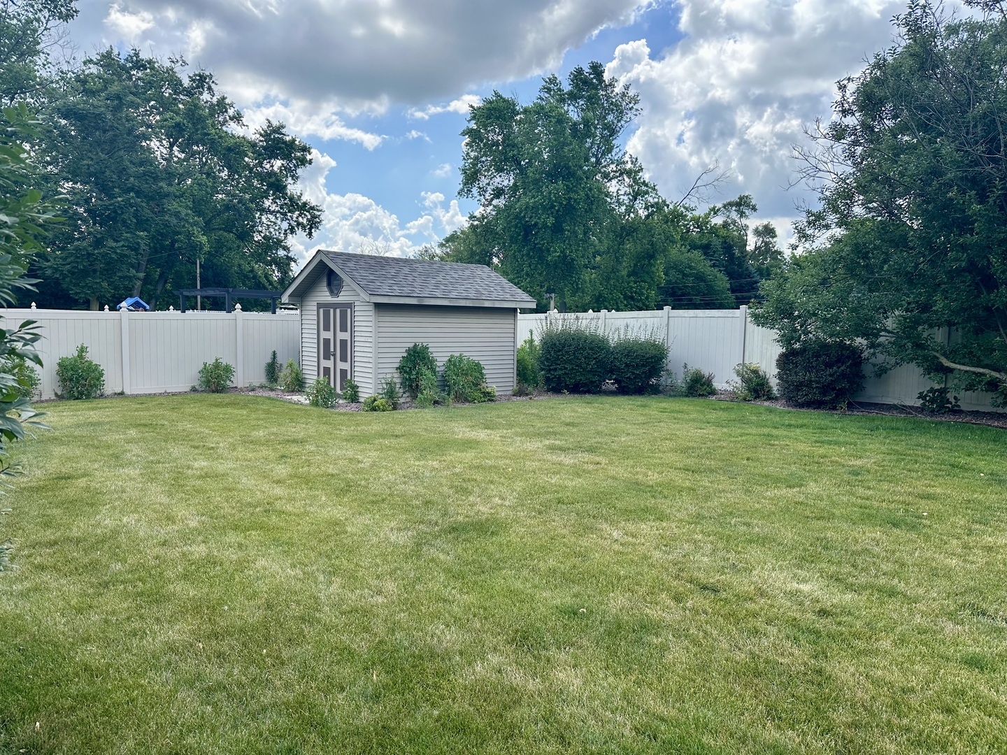 4949 141st Street, Crestwood, IL 60418