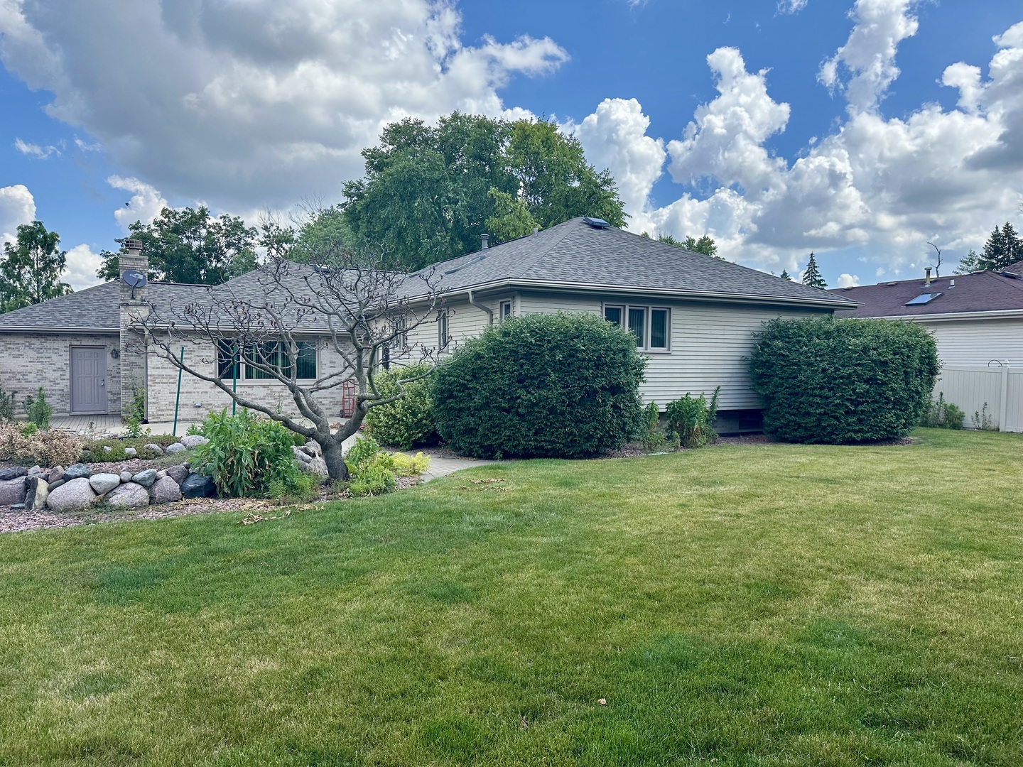 4949 141st Street, Crestwood, IL 60418