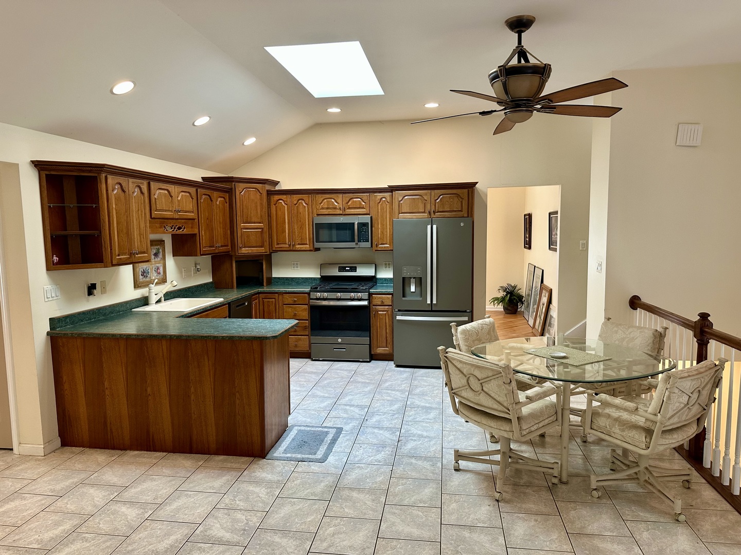 4949 141st Street, Crestwood, IL 60418