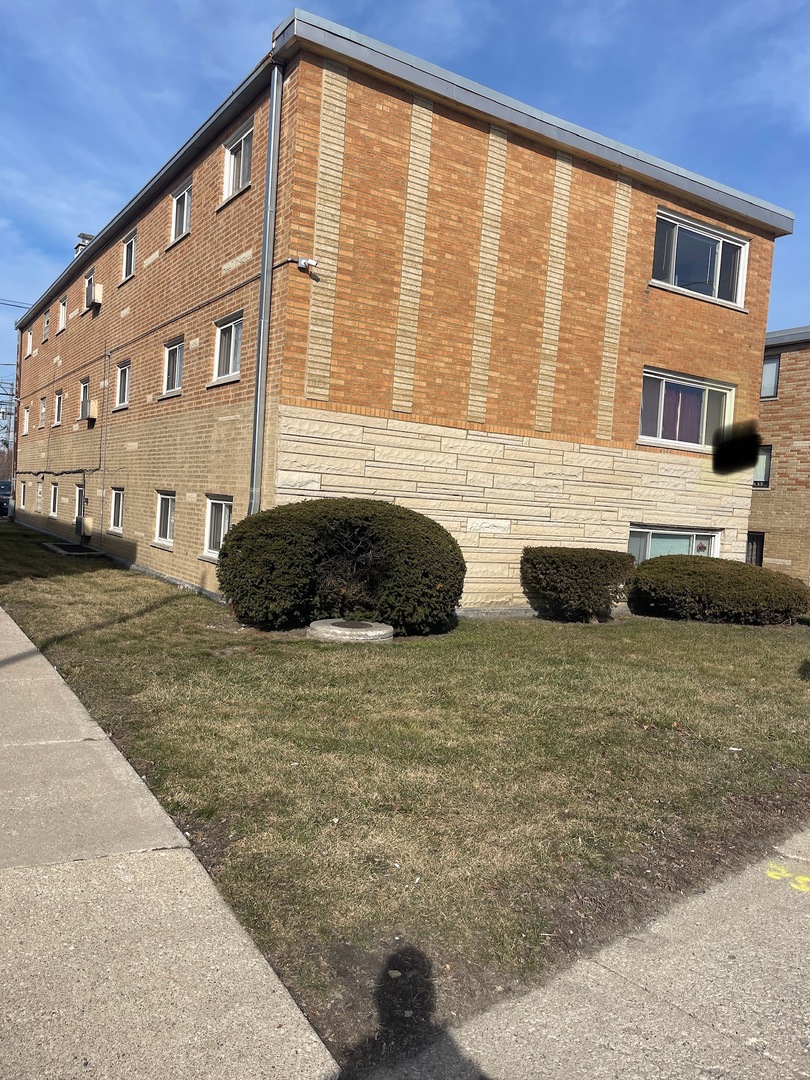 5486 S Archer Avenue, Chicago, IL 60638