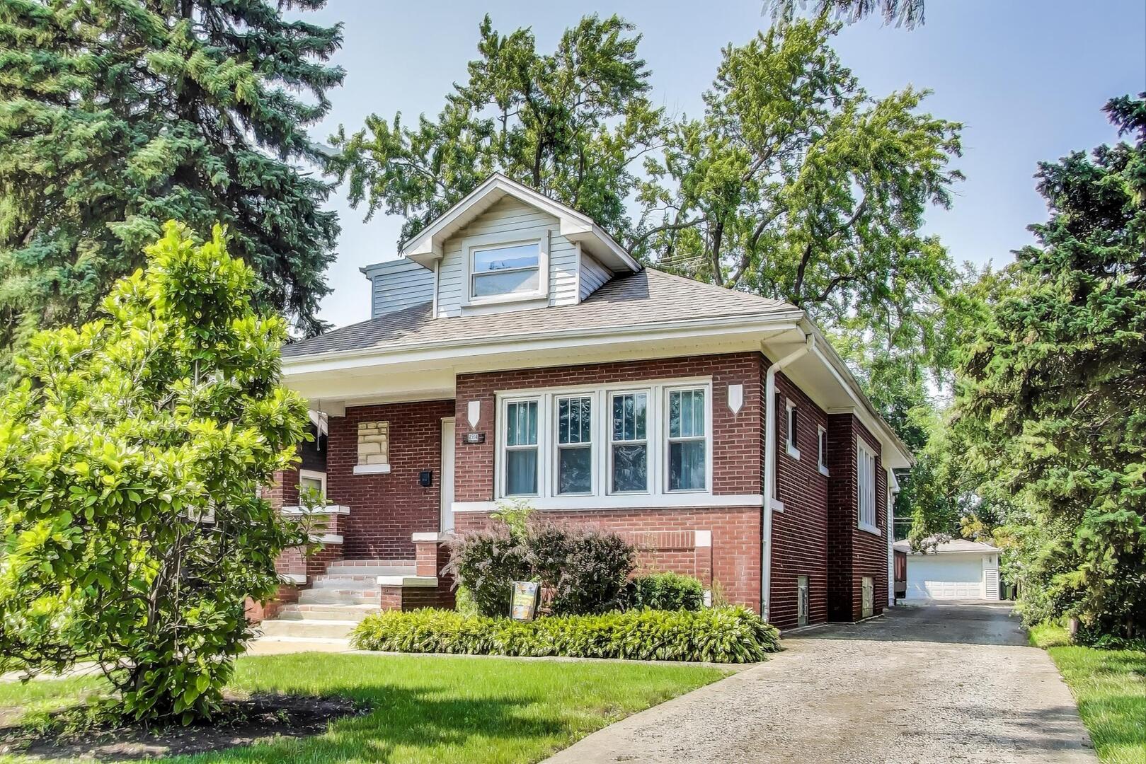 284 Addison Road, Riverside, IL 60546