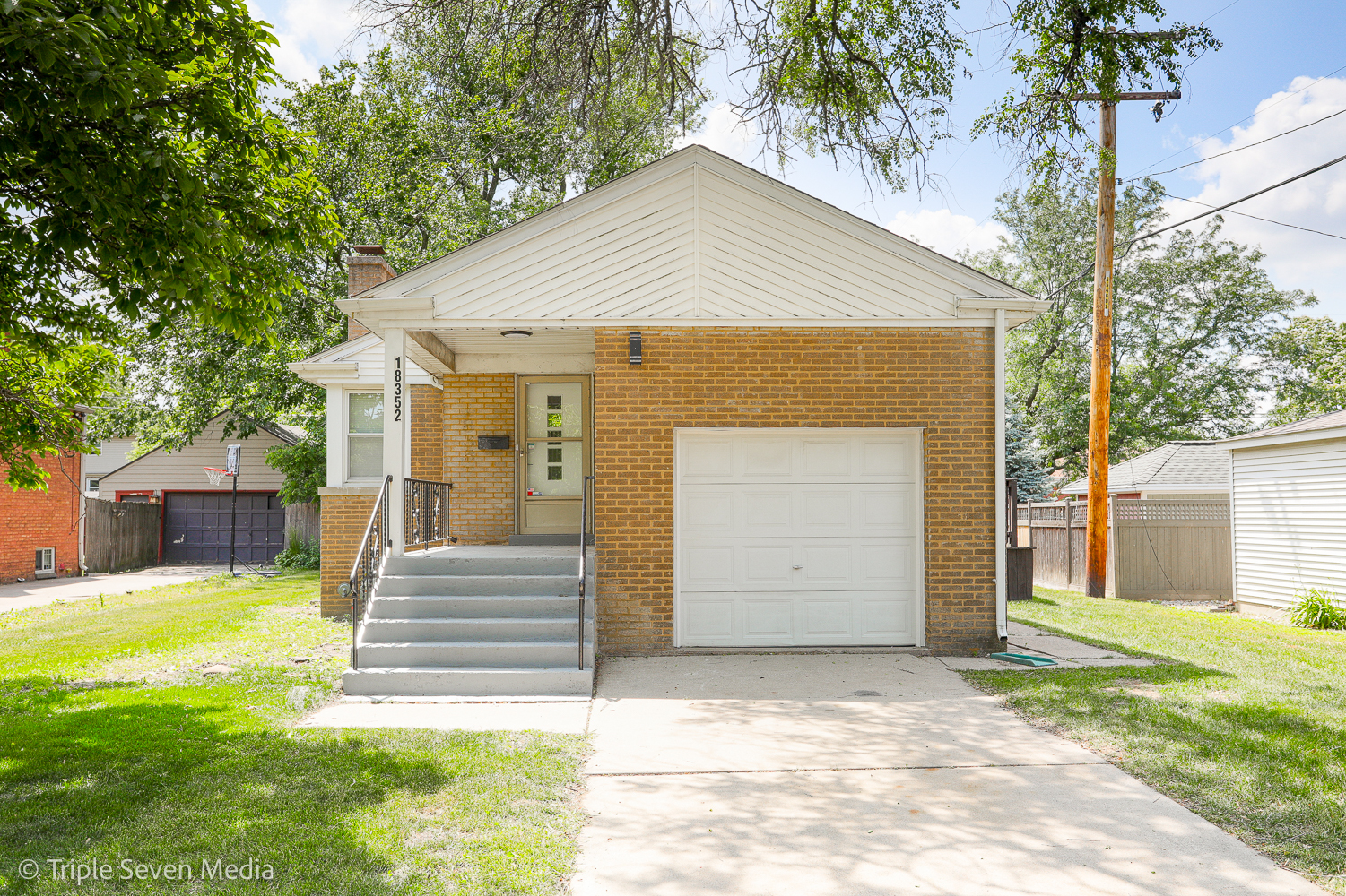 18352 Cowing Court, Homewood, IL 60430