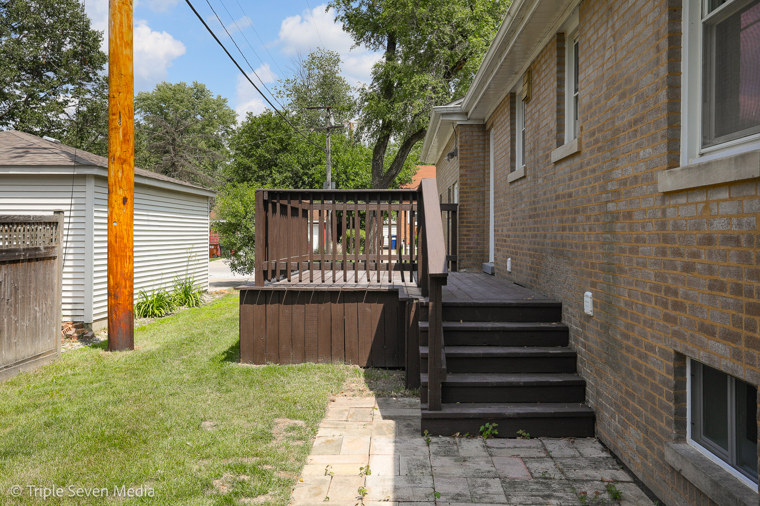 18352 Cowing Court, Homewood, IL 60430