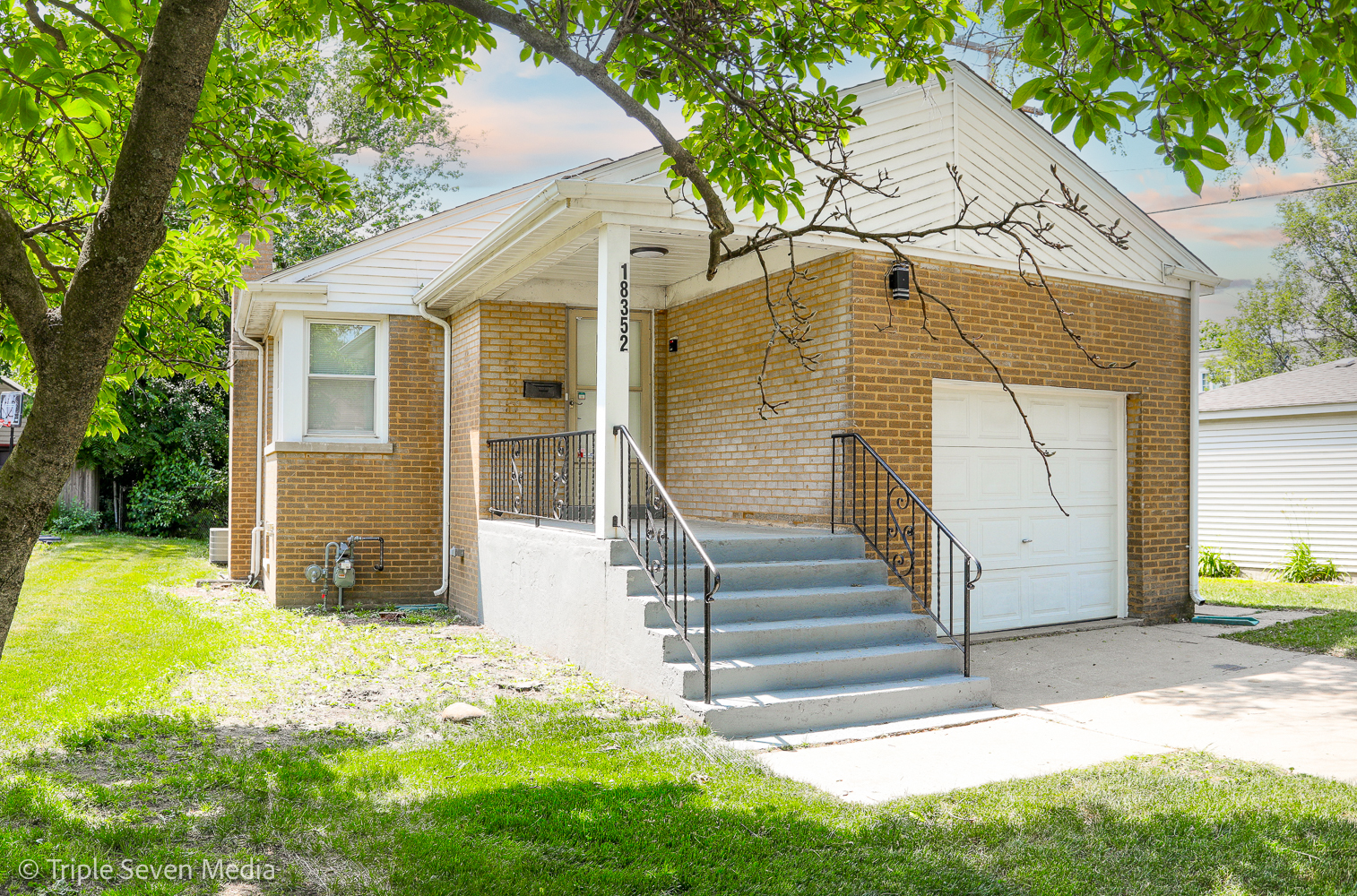 18352 Cowing Court, Homewood, IL 60430