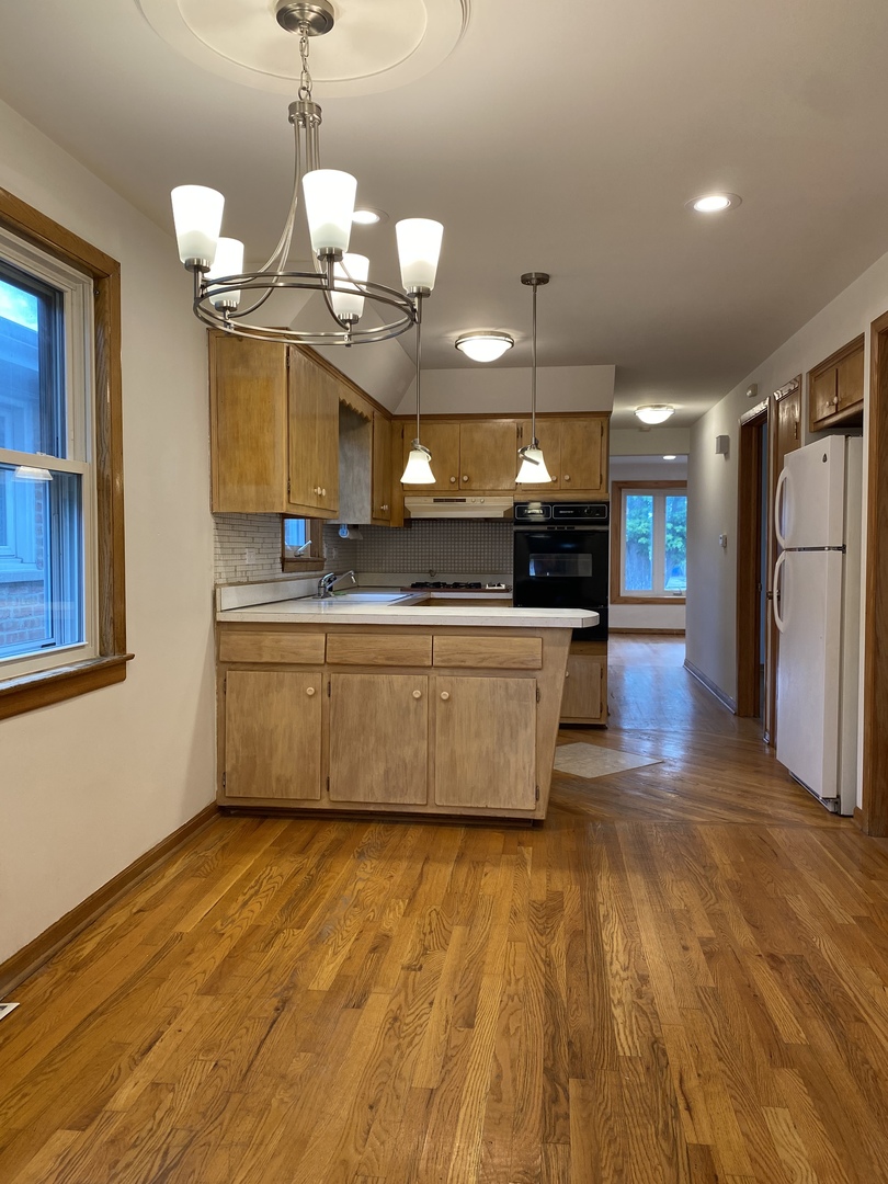 5515 S Mason Avenue, Chicago, IL 60638