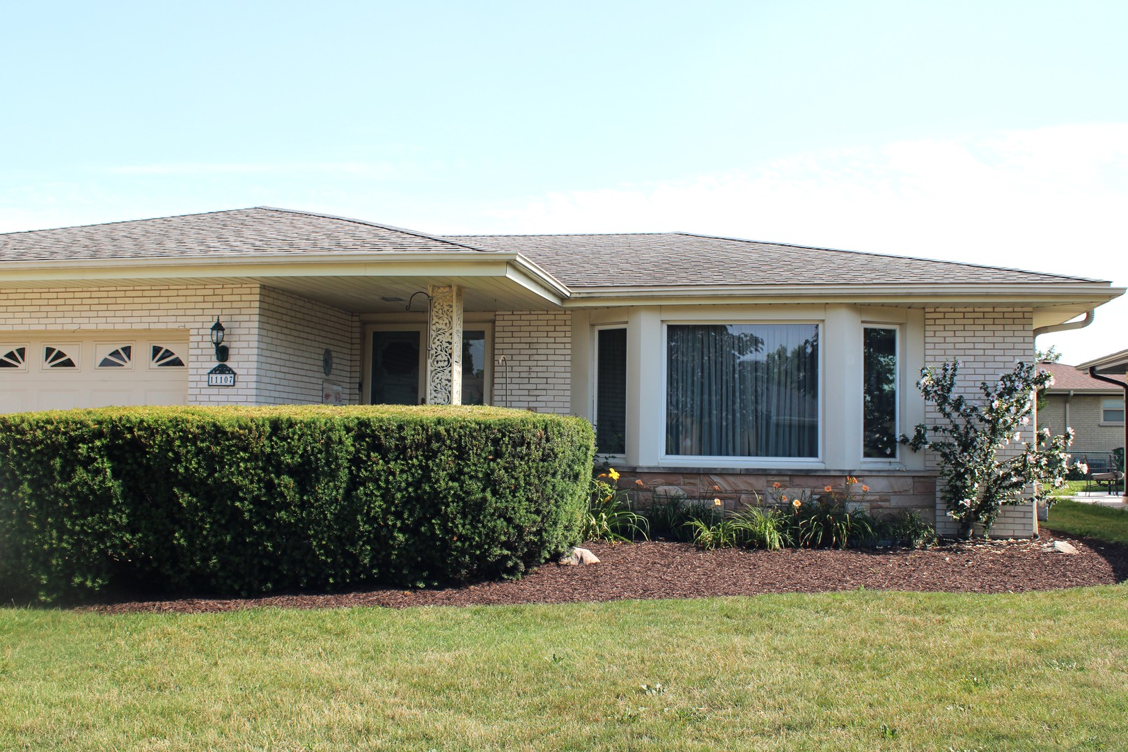 11107 Kingston Street, Westchester, IL 60154