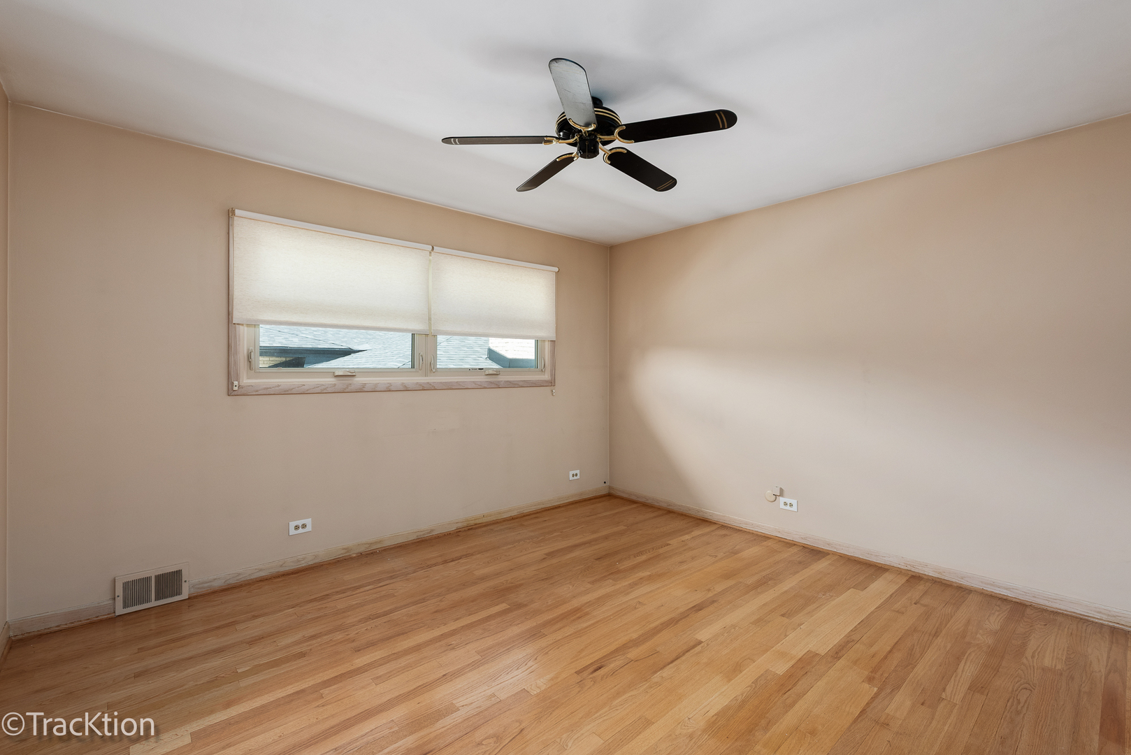 11107 Kingston Street, Westchester, IL 60154