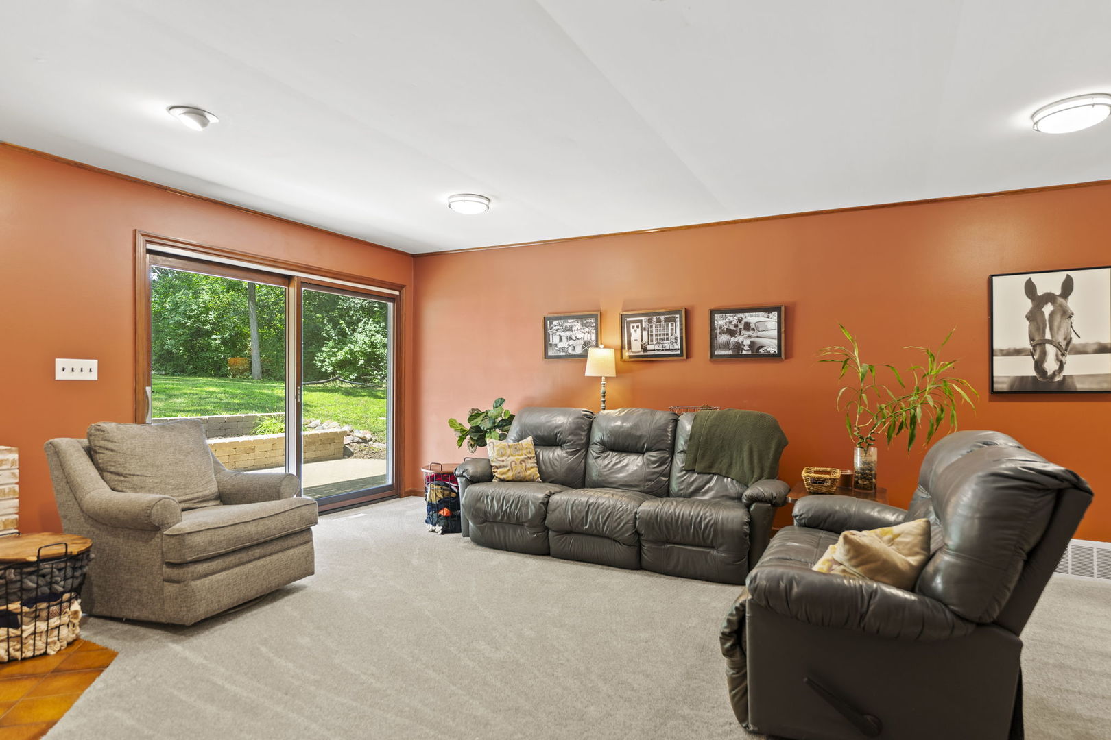 1313 Chatham Lane, Woodstock, IL 60098