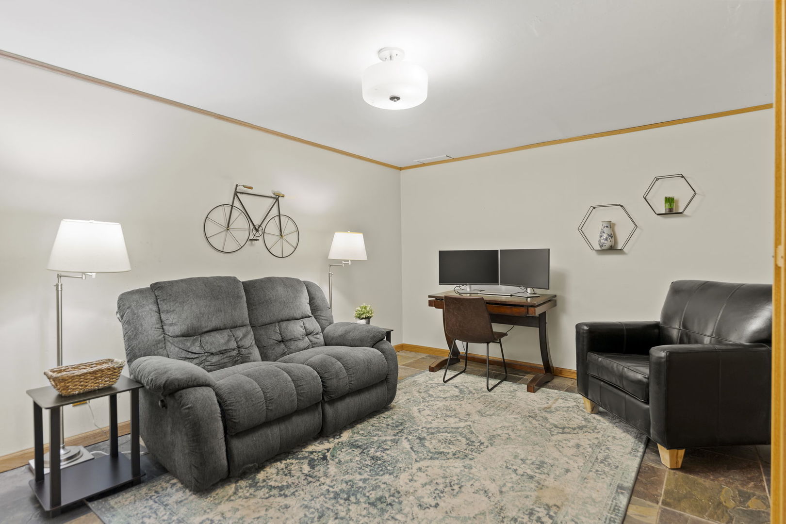 1313 Chatham Lane, Woodstock, IL 60098