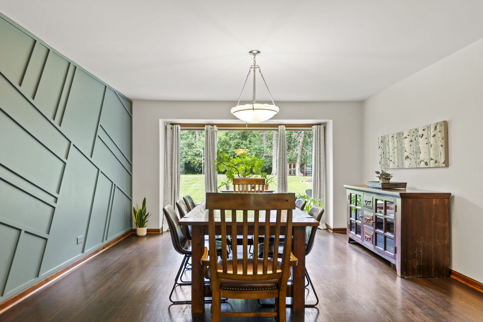 1313 Chatham Lane, Woodstock, IL 60098