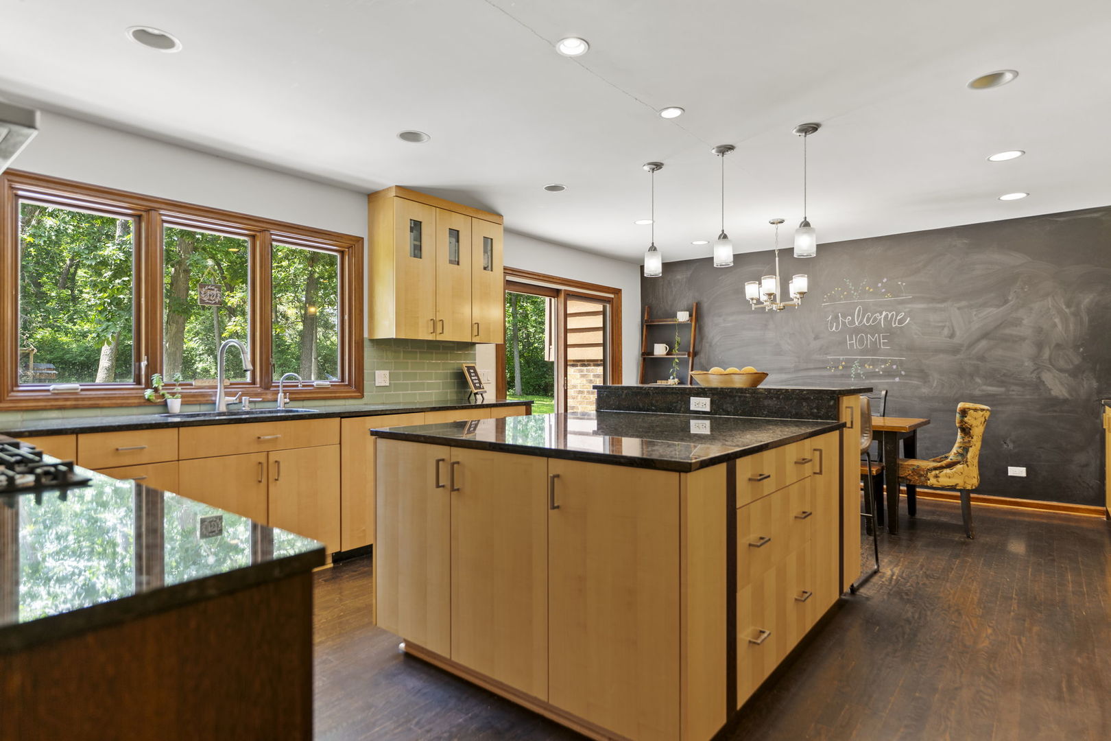 1313 Chatham Lane, Woodstock, IL 60098