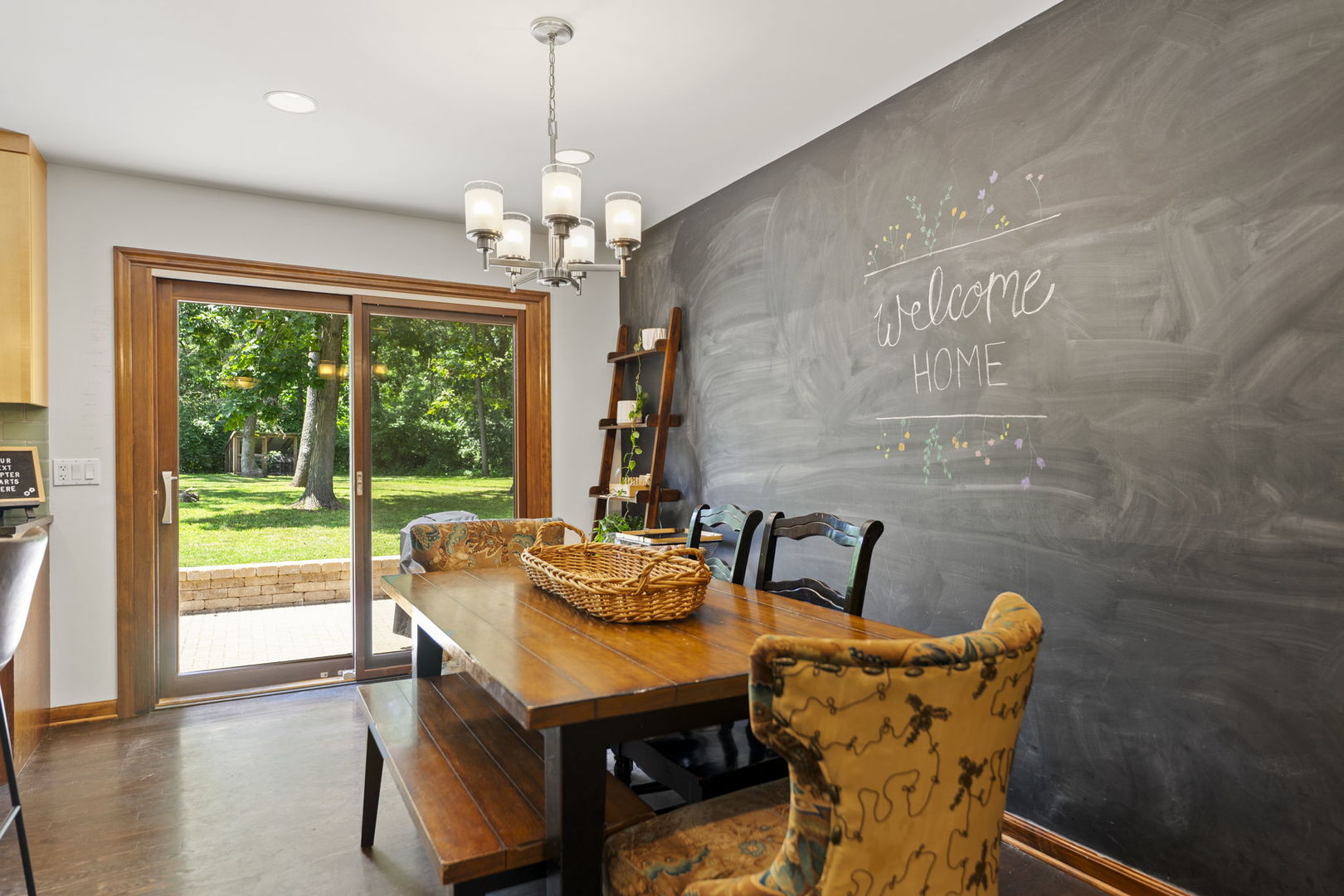 1313 Chatham Lane, Woodstock, IL 60098