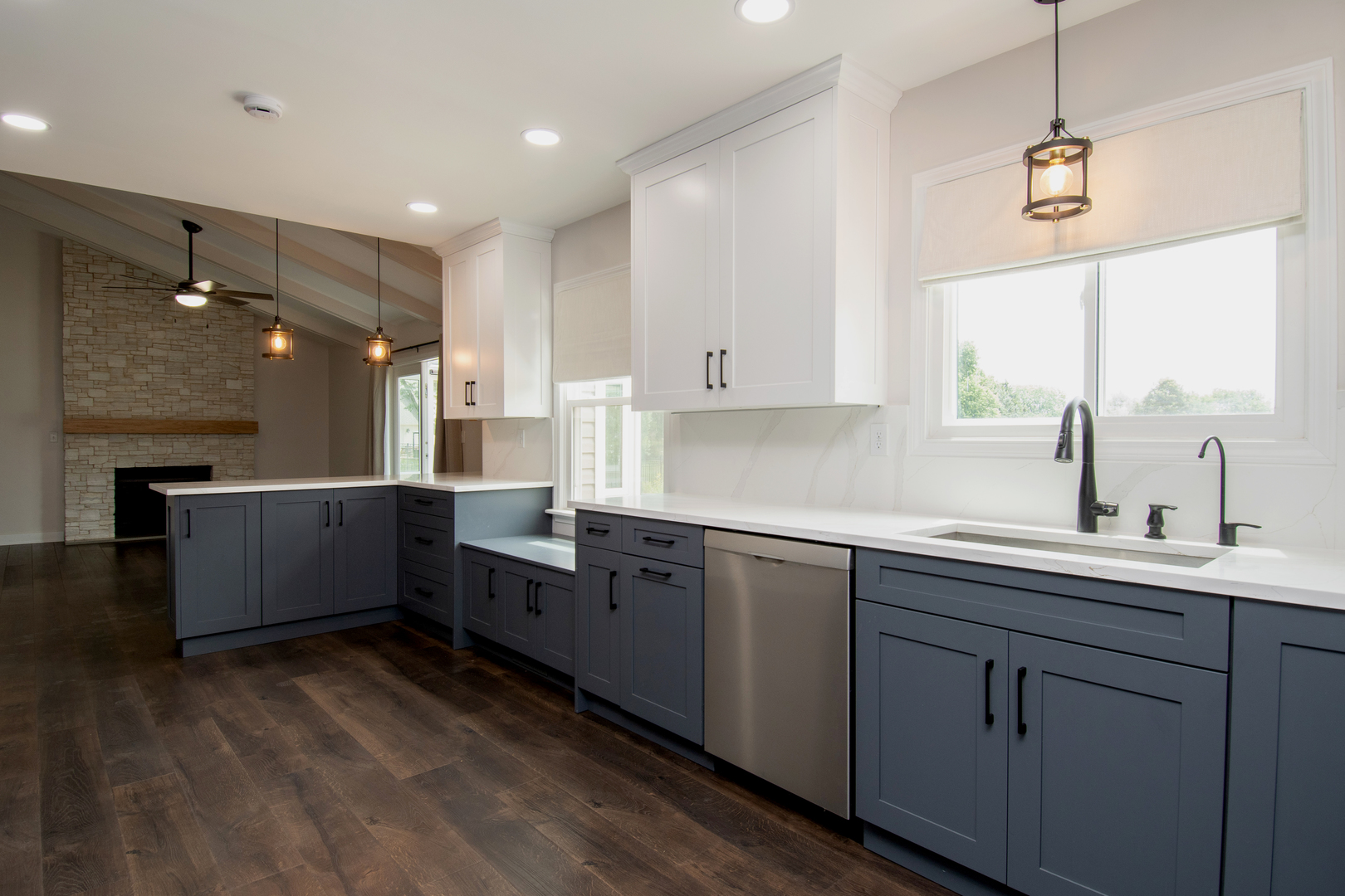 24243 Graver Lane, Naperville, IL 60564