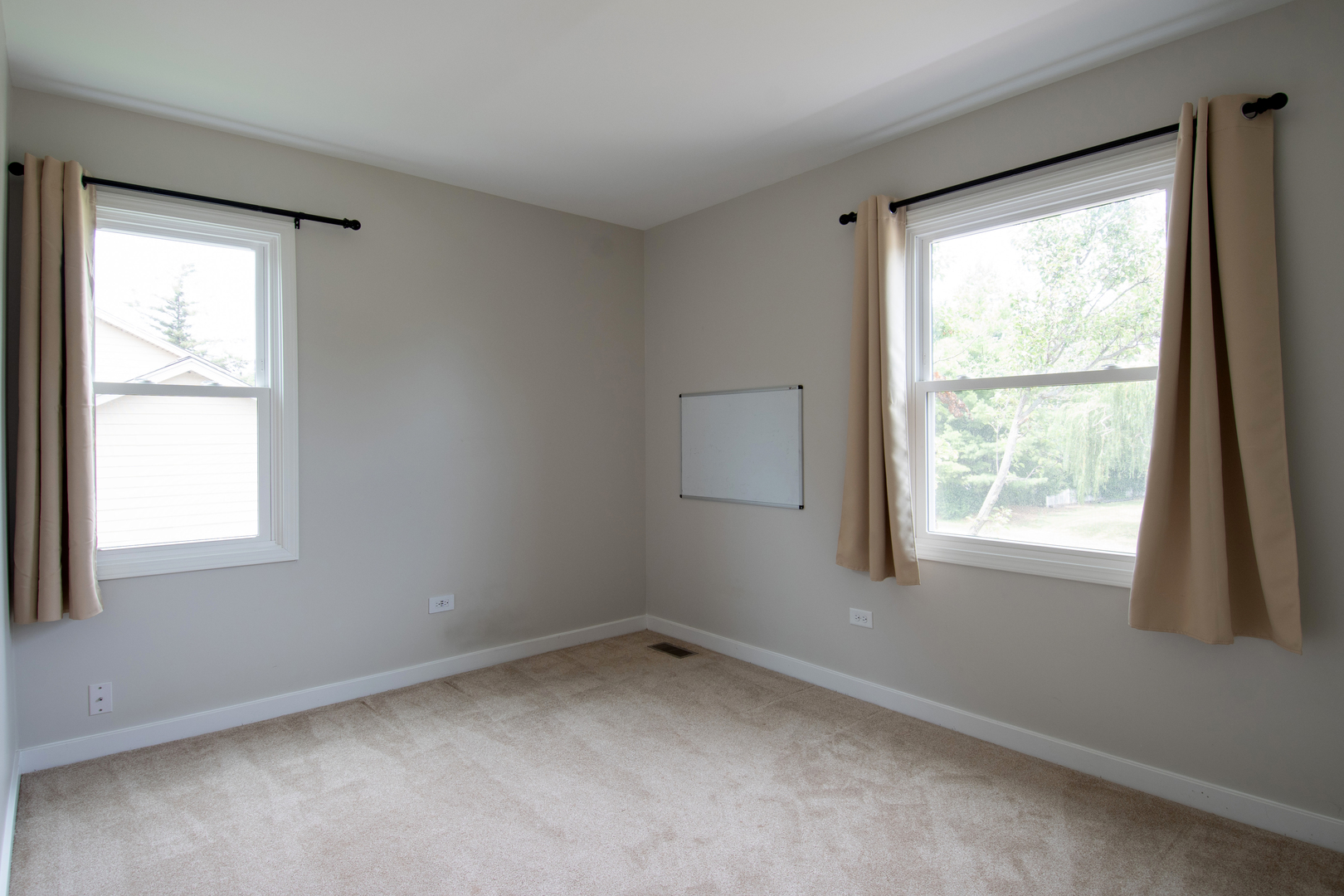 24243 Graver Lane, Naperville, IL 60564