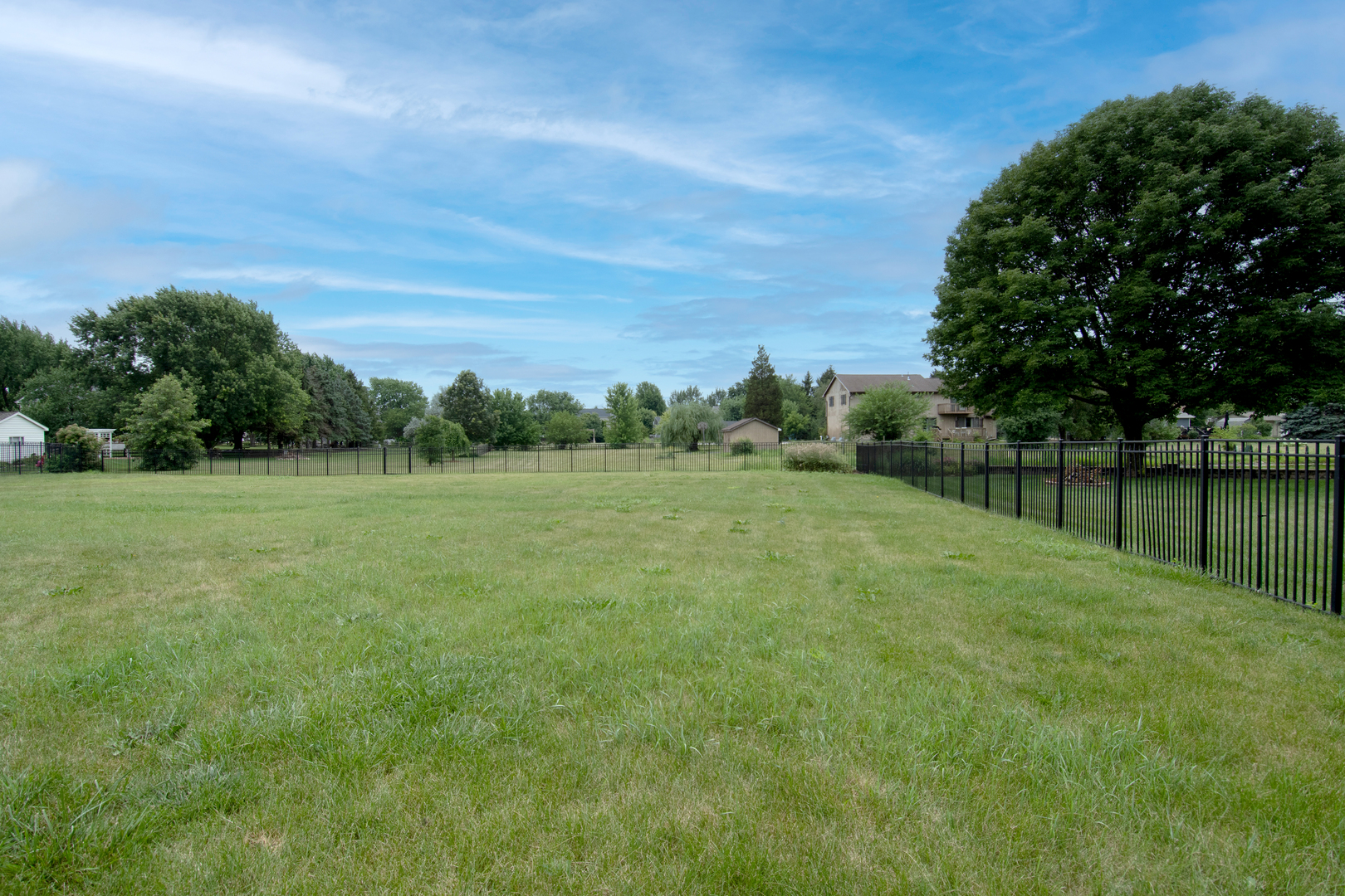 24243 Graver Lane, Naperville, IL 60564