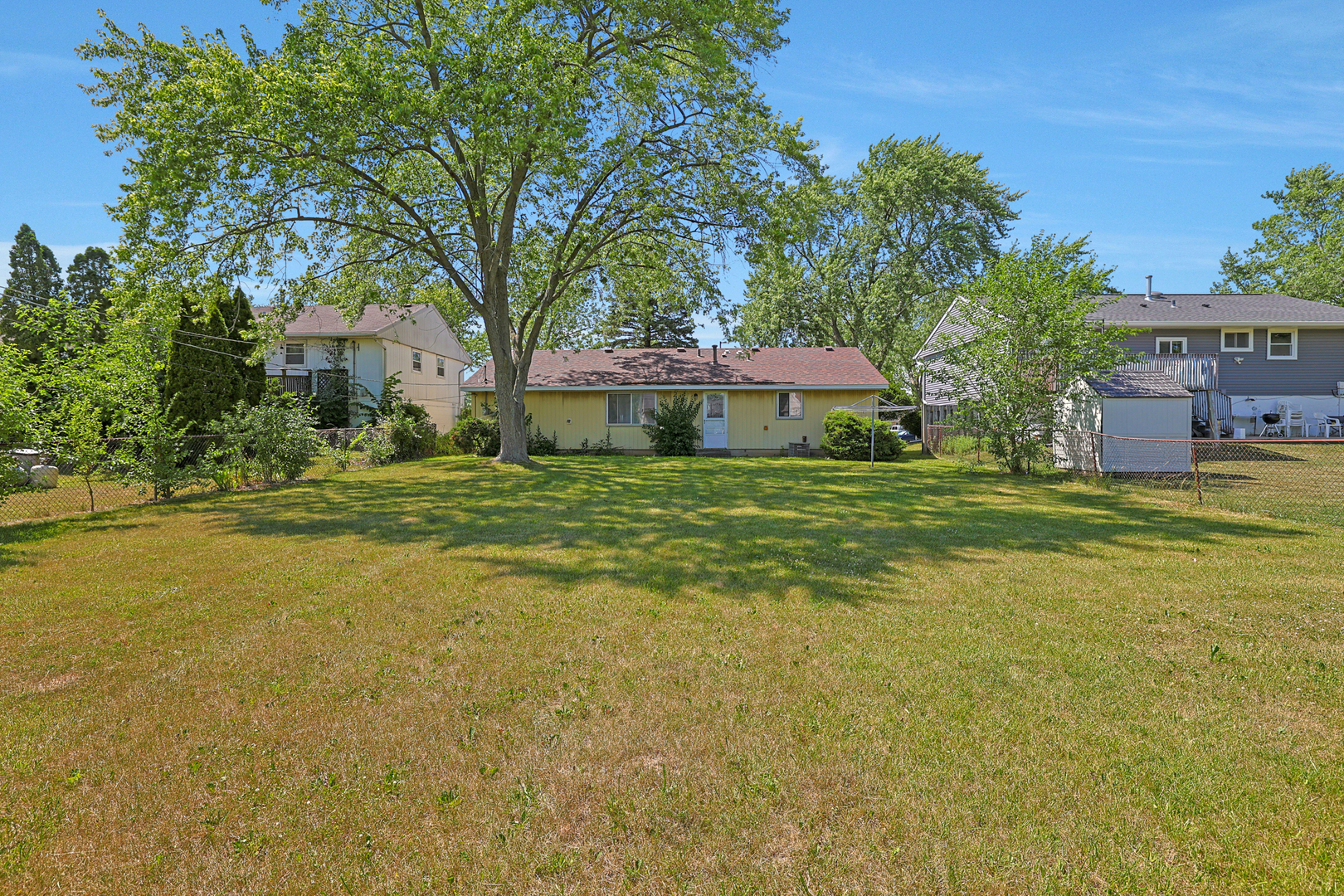419 Waverly Avenue, Streamwood, IL 60107