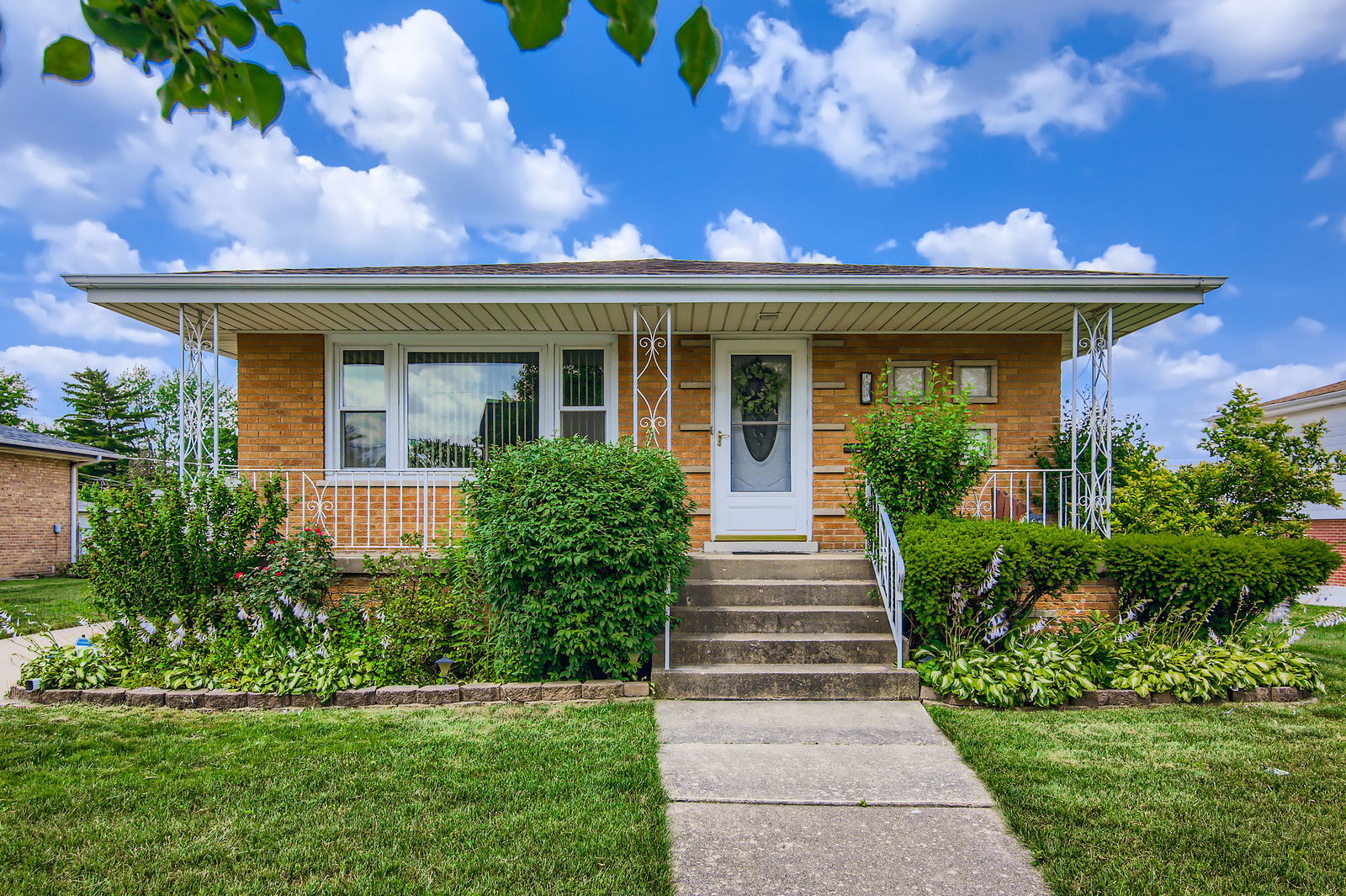 9000 Meade Avenue, Oak Lawn, IL 60453