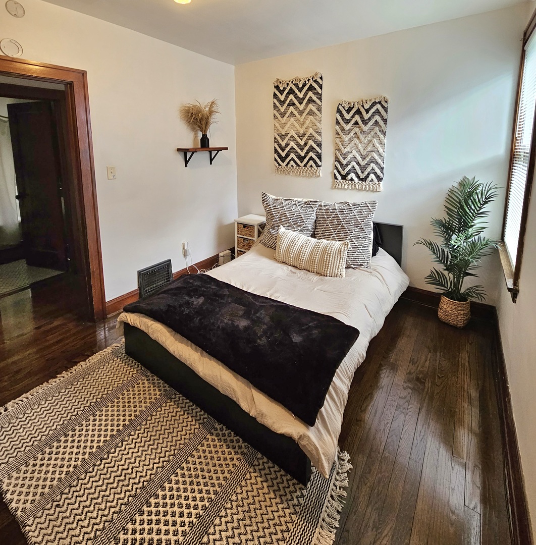 2446 lewis Street #2, Blue Island, IL 60406