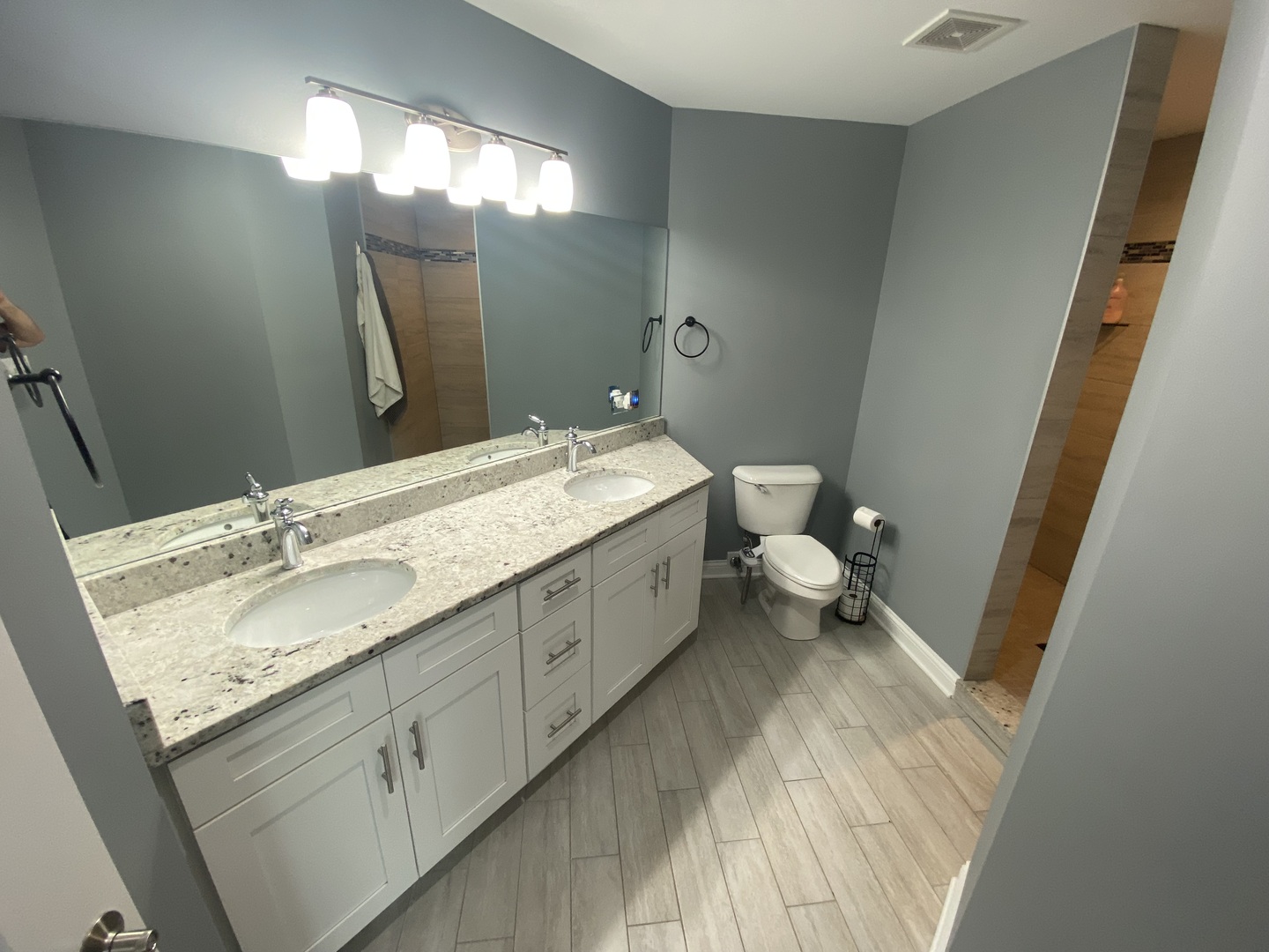 7009 W Crandall Avenue, Worth, IL 60482