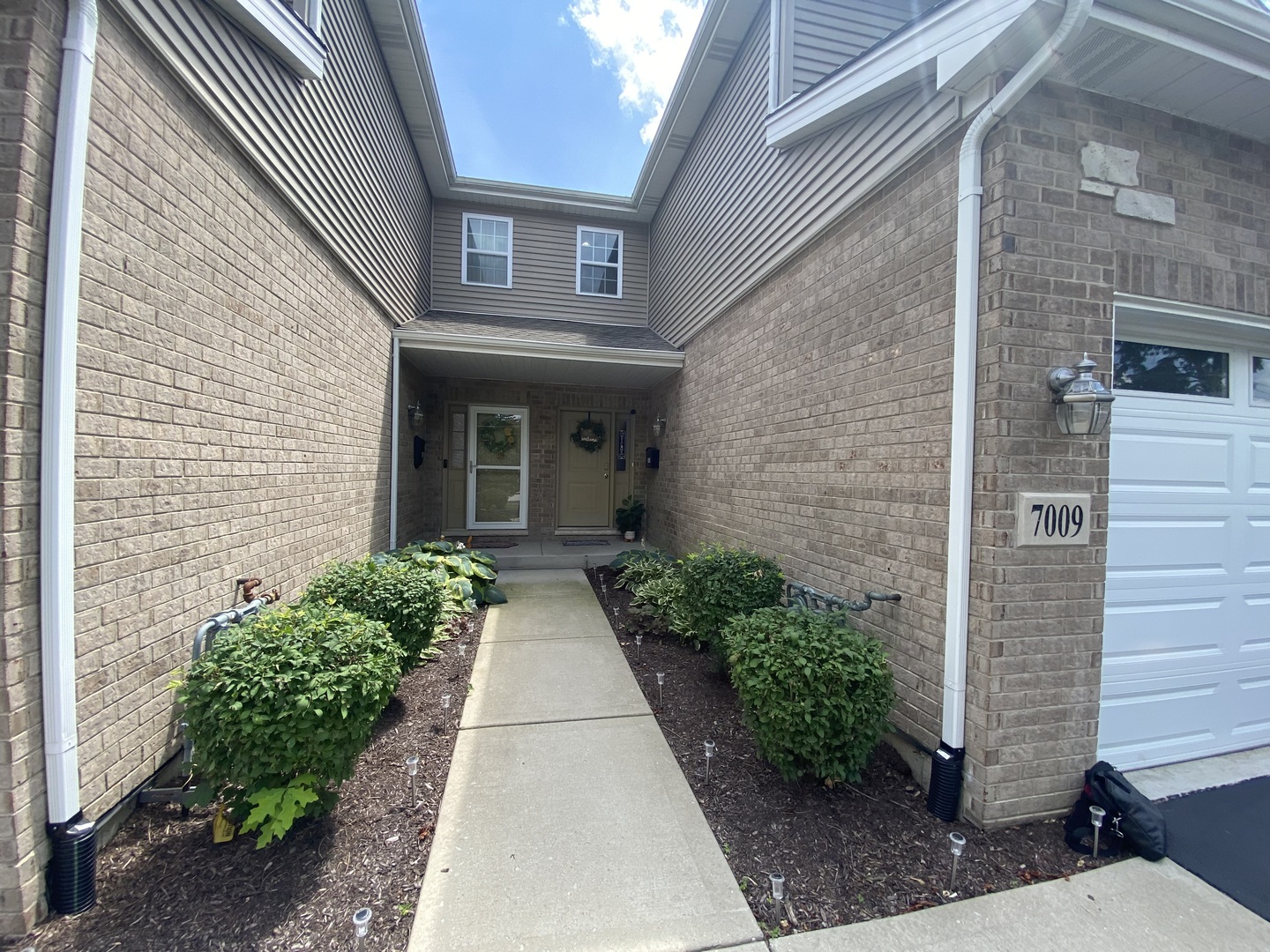 7009 W Crandall Avenue, Worth, IL 60482