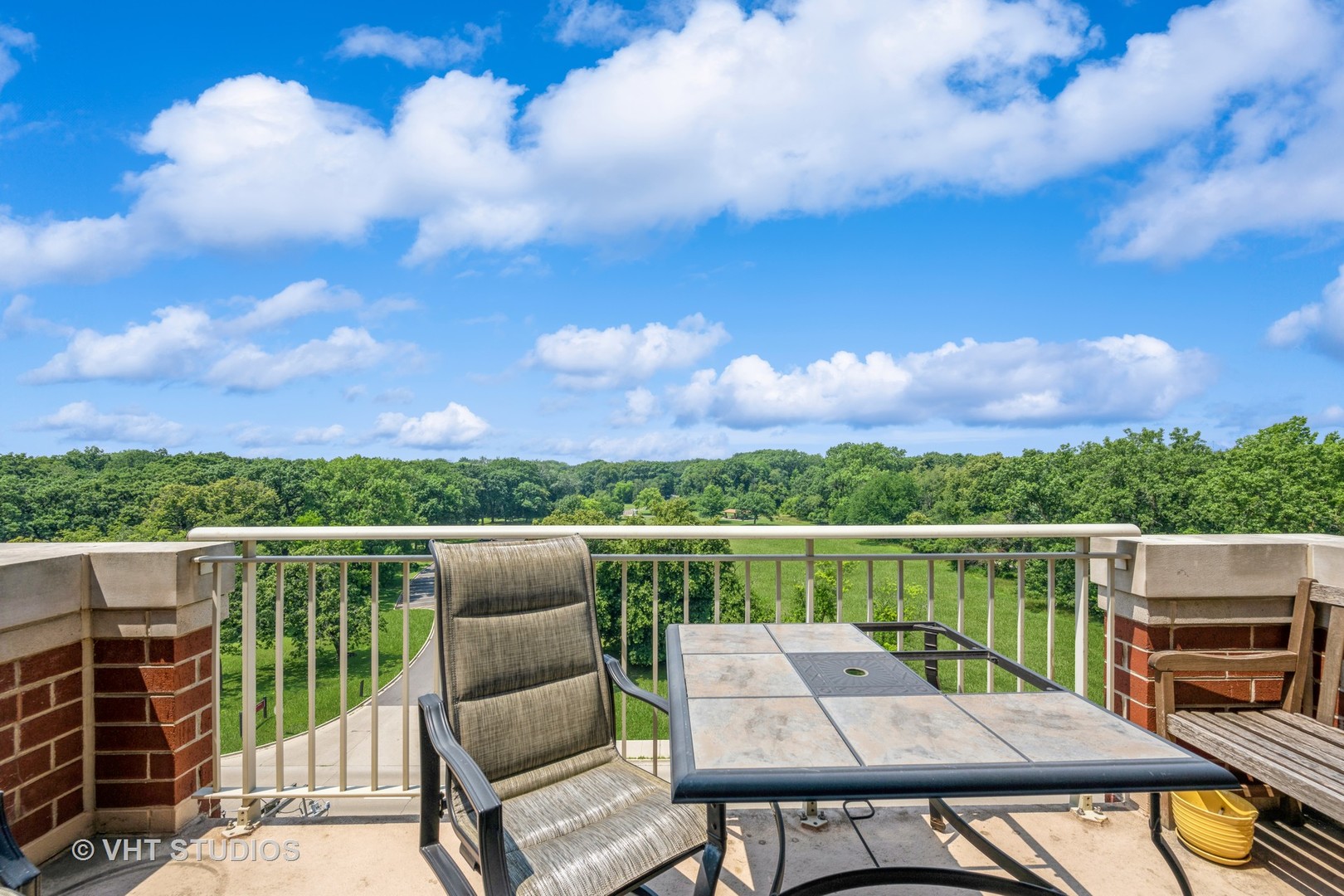 8747 W Bryn Mawr Avenue #704, Chicago, IL 60631