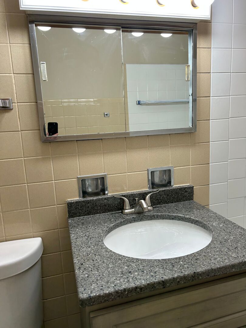 5640 S Archer Avenue #7, Chicago, IL 60638